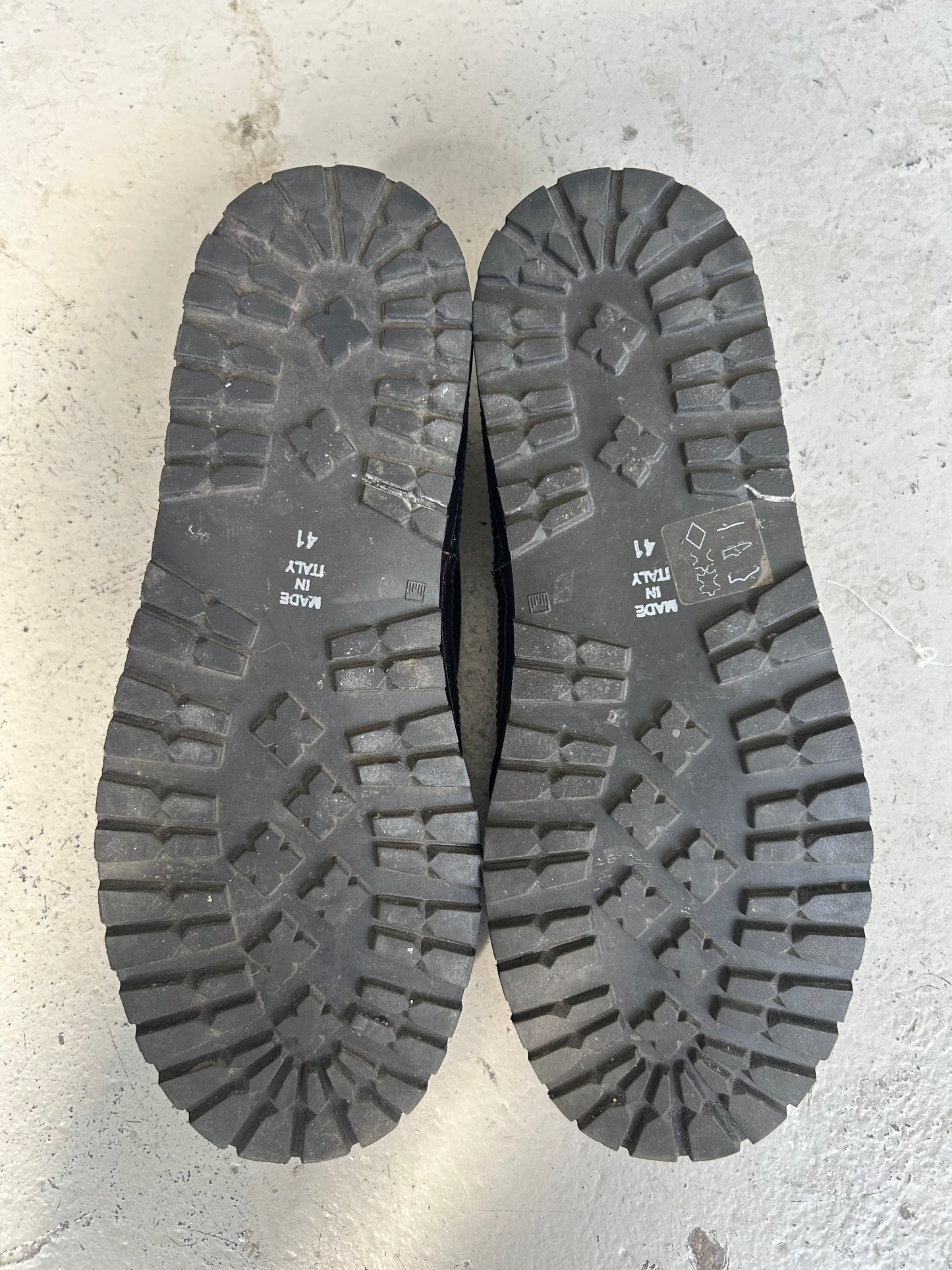 Ann Demeulemeester Leather Lug Sole Sneakers (41)