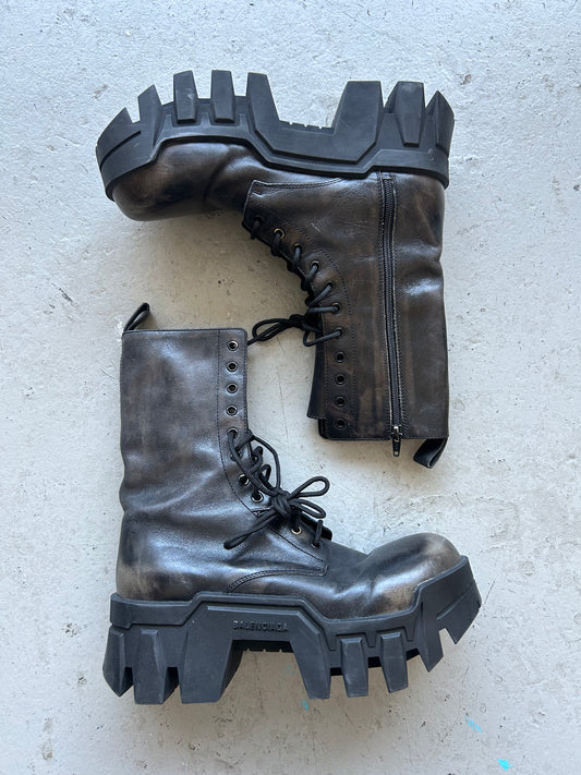 Balenciaga Bulldozer Boots (42)