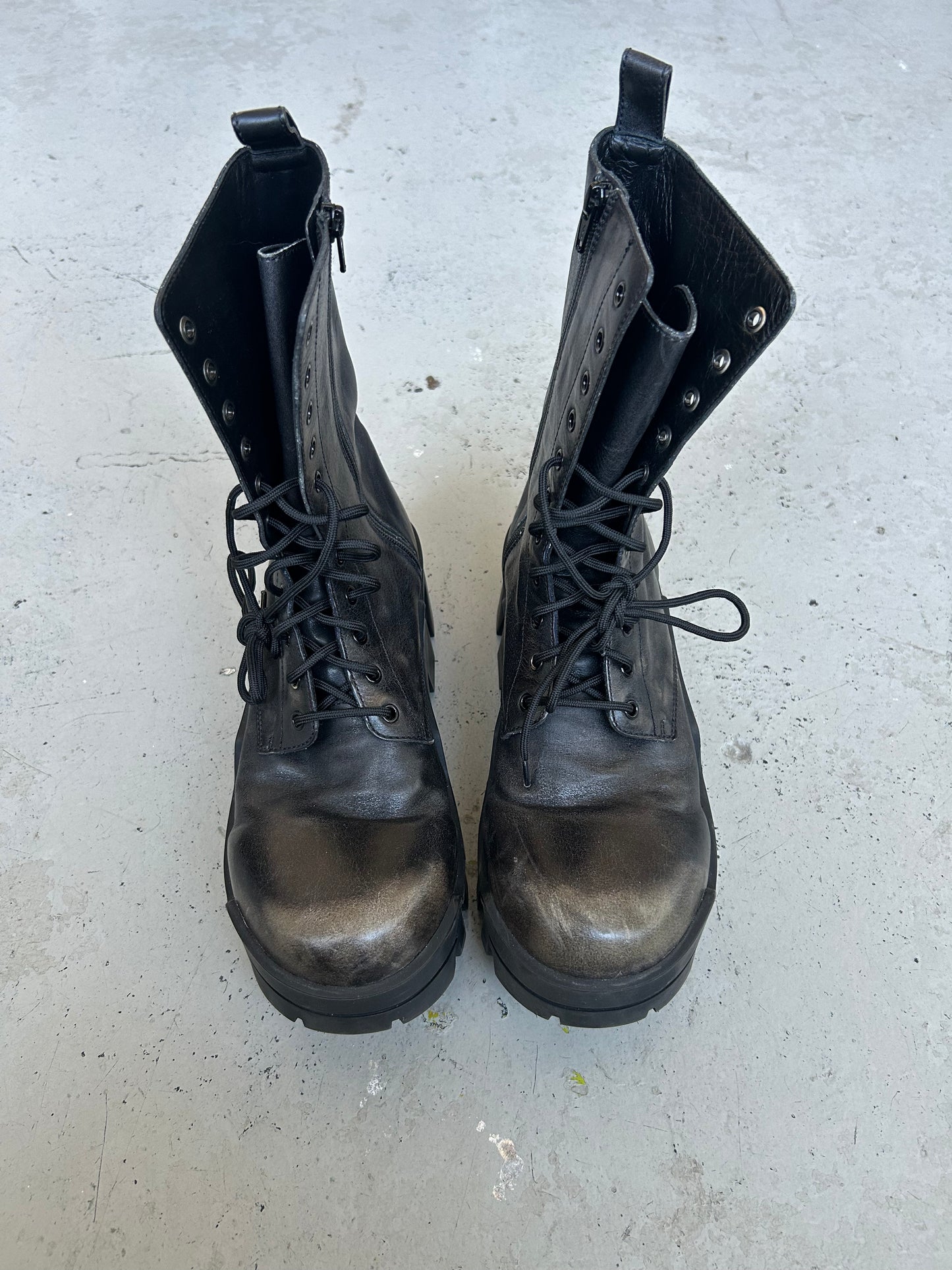 Balenciaga Bulldozer Boots (42)