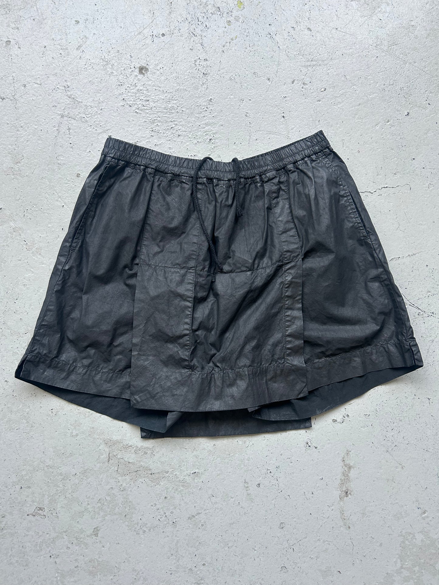 Rick Owens DRKSDW Black Waxed Shorts (M)