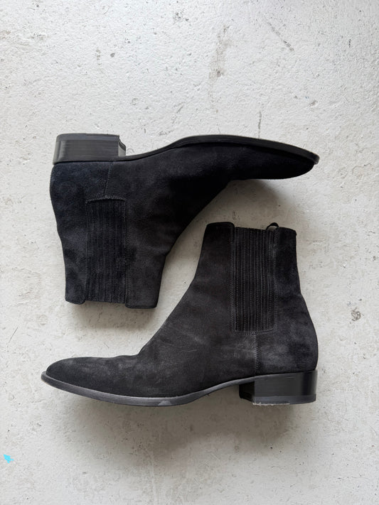 Saint Laurent Paris Suede Wyatt Chelsea Boots (44)