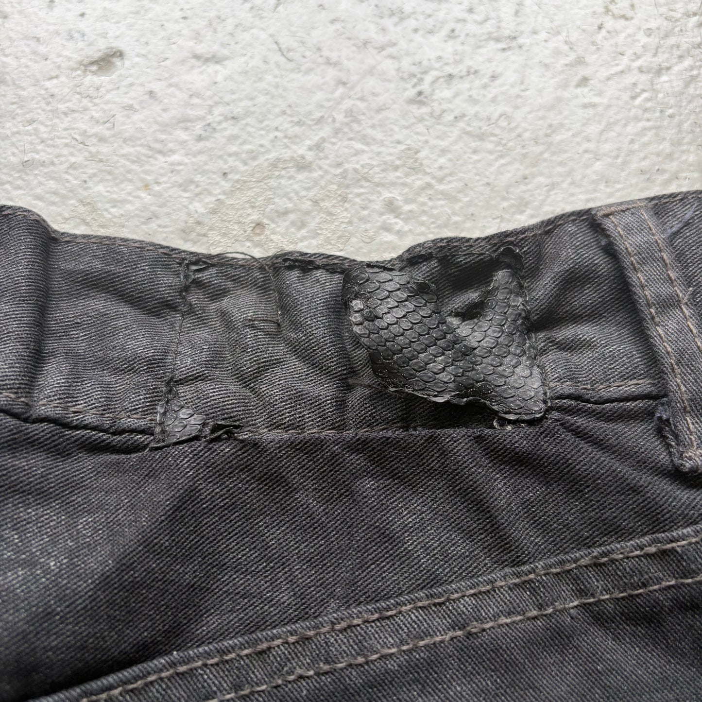 5351 Pour Les Hommes Black Flared Denim (1)