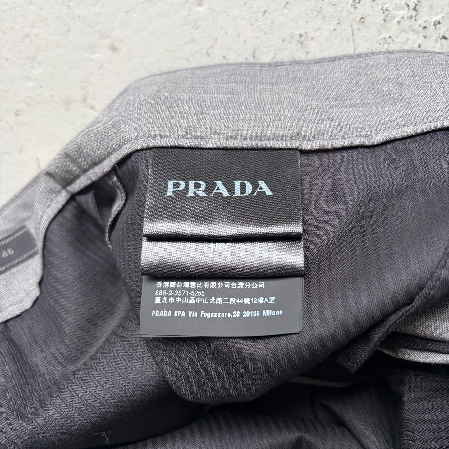 Prada Grigio Wool Trousers (46)