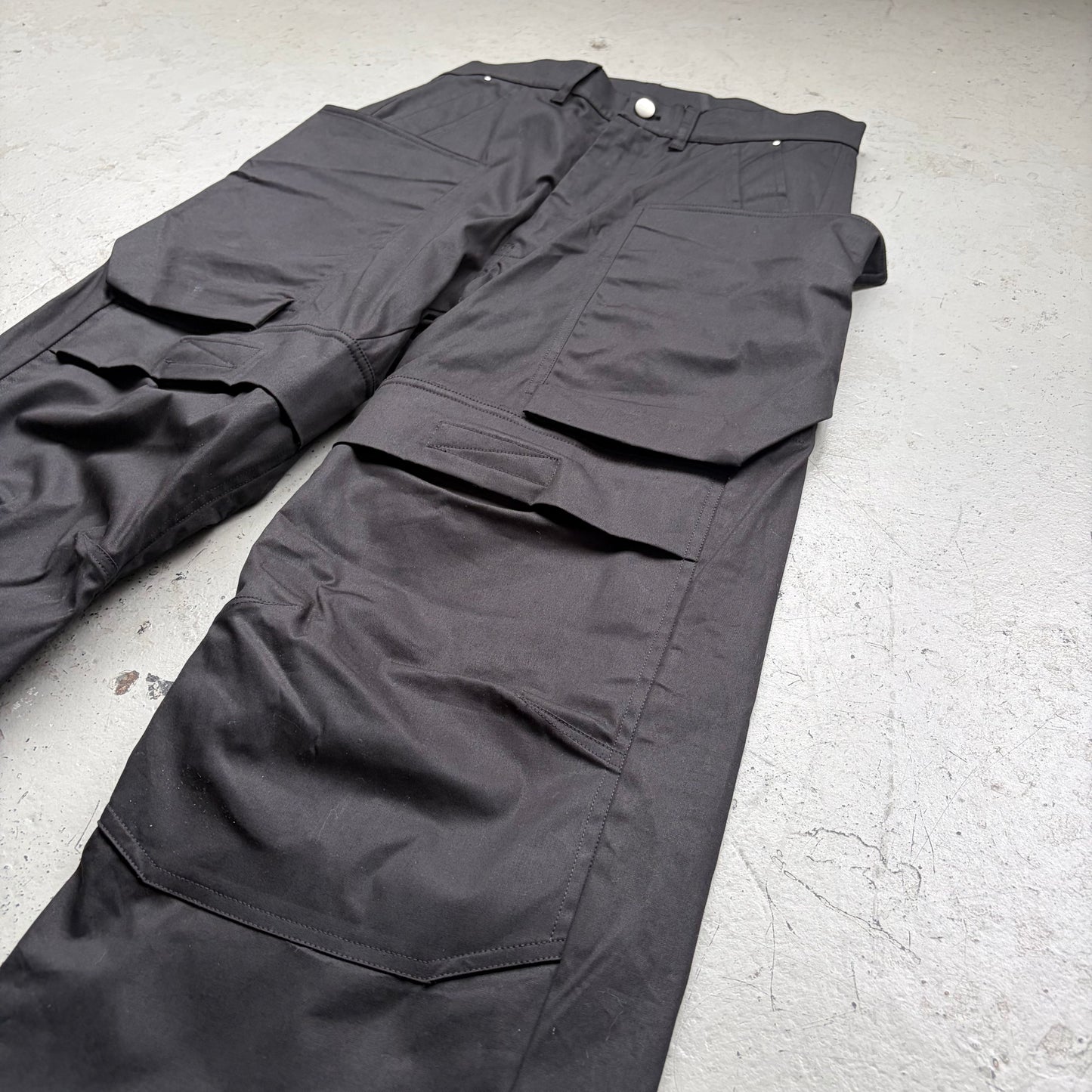 Rick Owens SS24 LIDO Black Stefan Cargos (28)