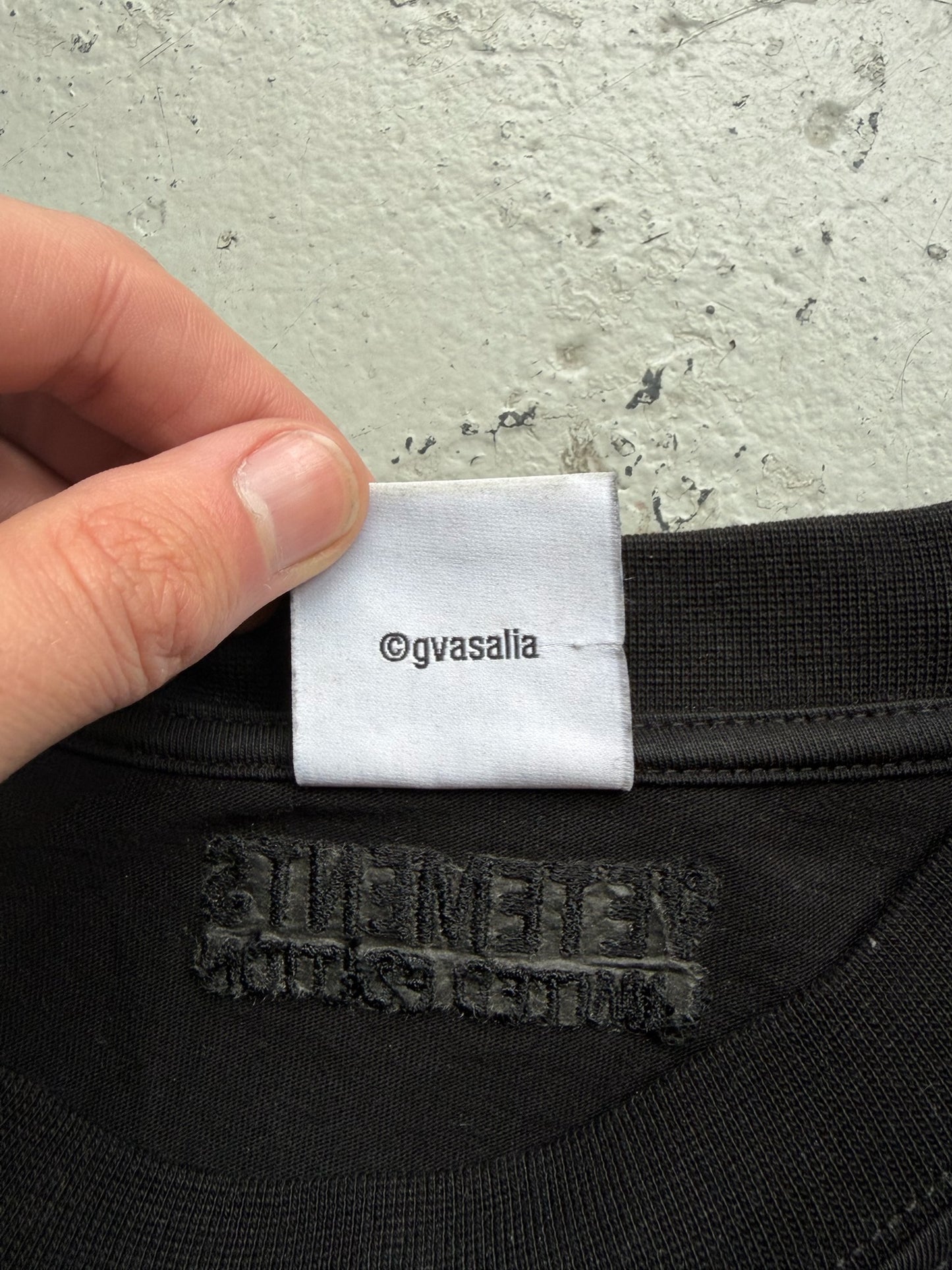 Vetements Logo Label Black Short Sleeve (L)