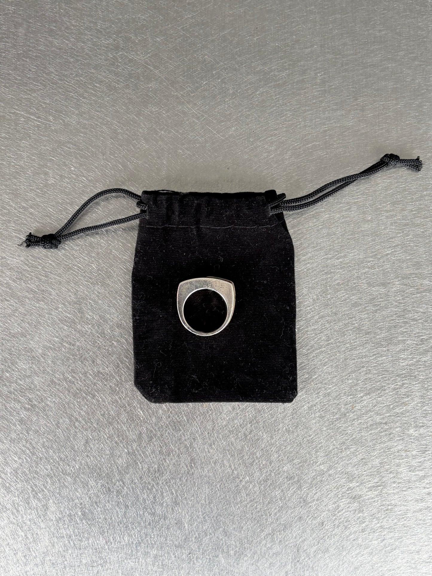 Gucci Modern Silver Ring (OS)