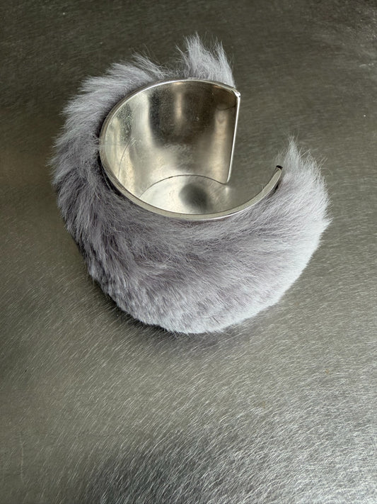 Undercover Fur Bracelet (OS)