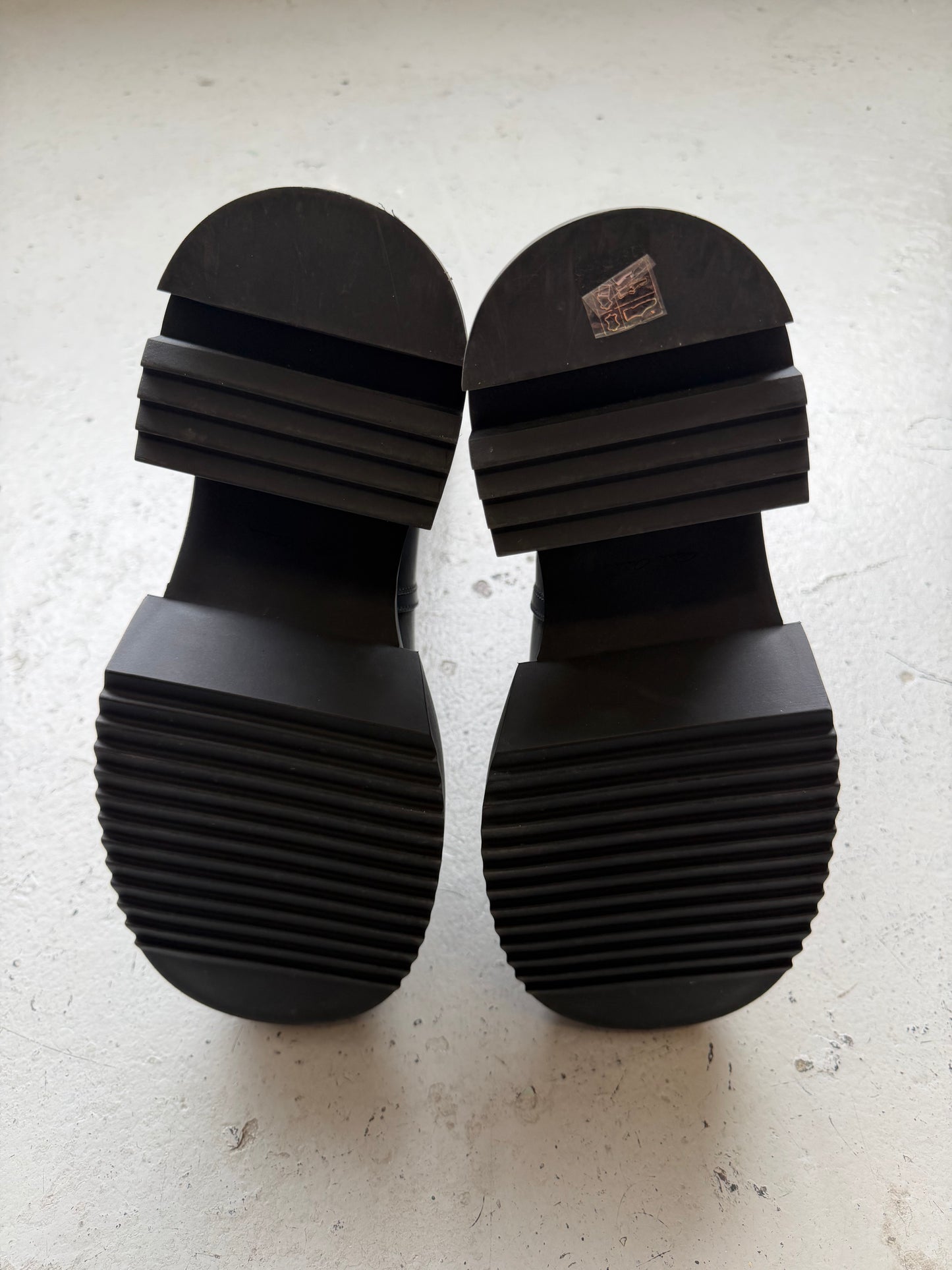 Rick Owens Black Bogan Pull On Boots (44)