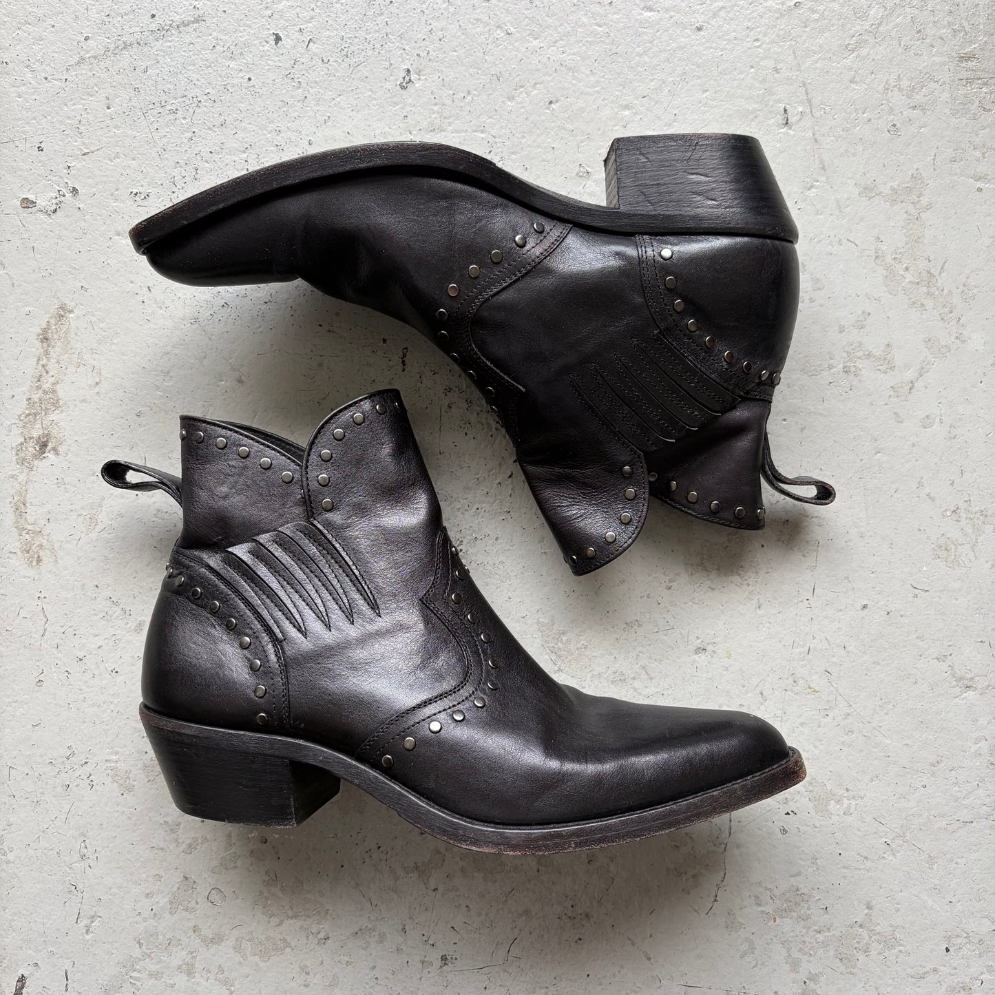 Saint Laurent Paris Dakota Studded Boots (42)