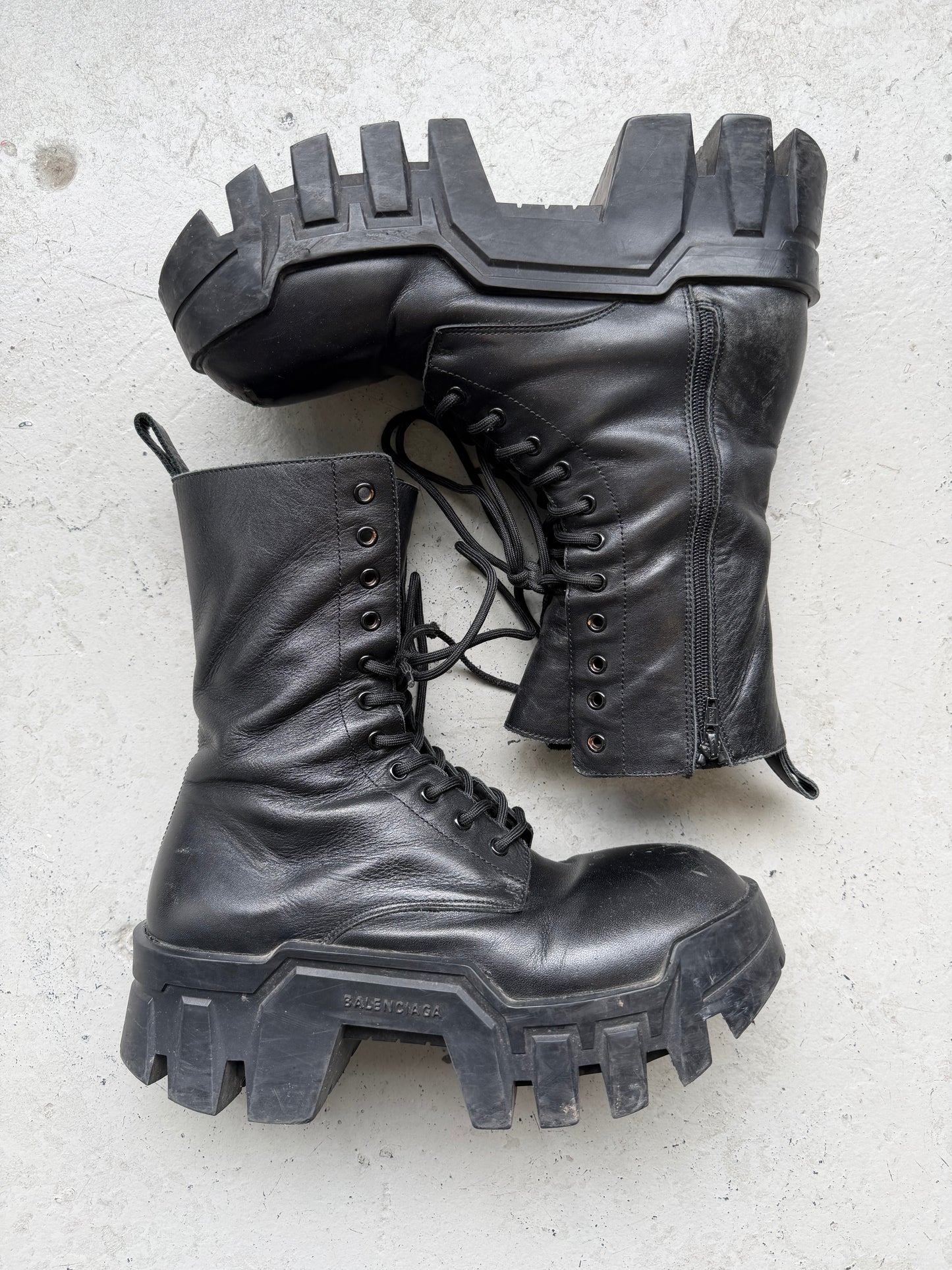 Balenciaga Black Bulldozers (42)
