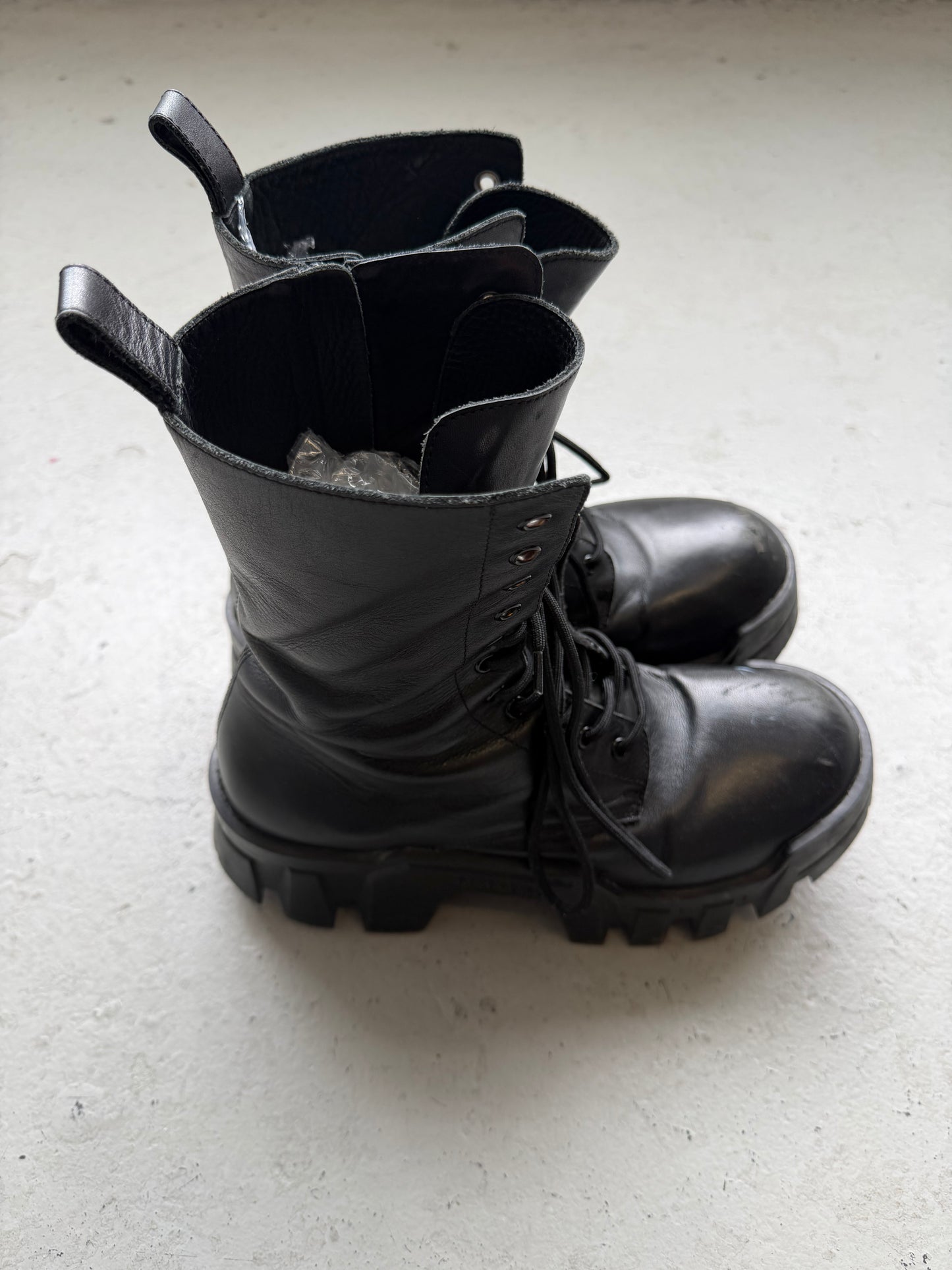 Balenciaga Black Bulldozers (42)
