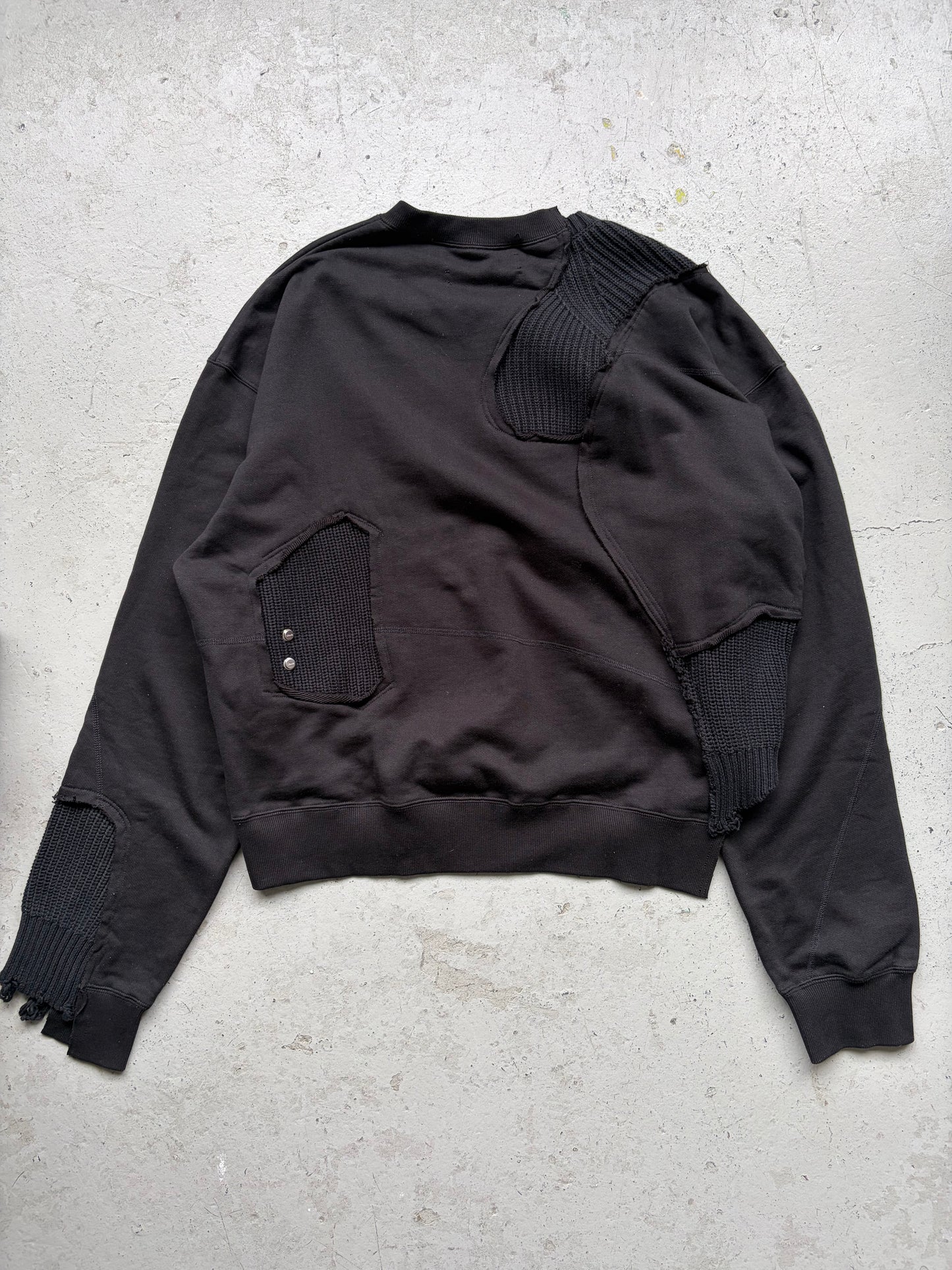 C2H4 Black Distressed Crewneck (XL)