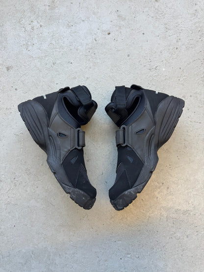 Comme Des Garcons x Nike Carnivore Sneakers (12)