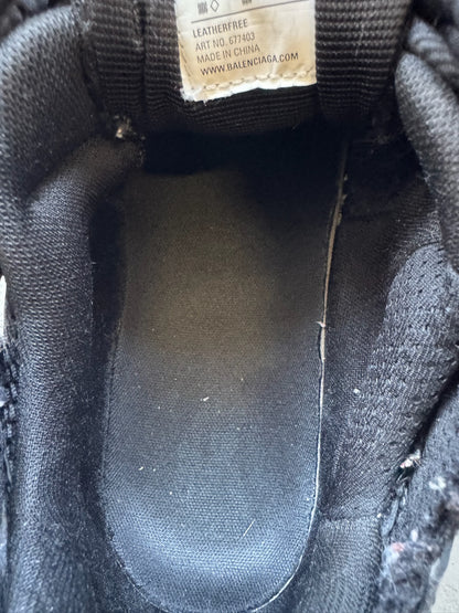 Balenciaga Graffiti Runner (45)