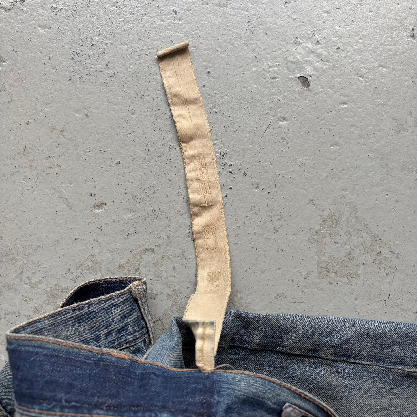 Rick Owens DRKSHDW Light Wash Denim Detroit Shorts (32)