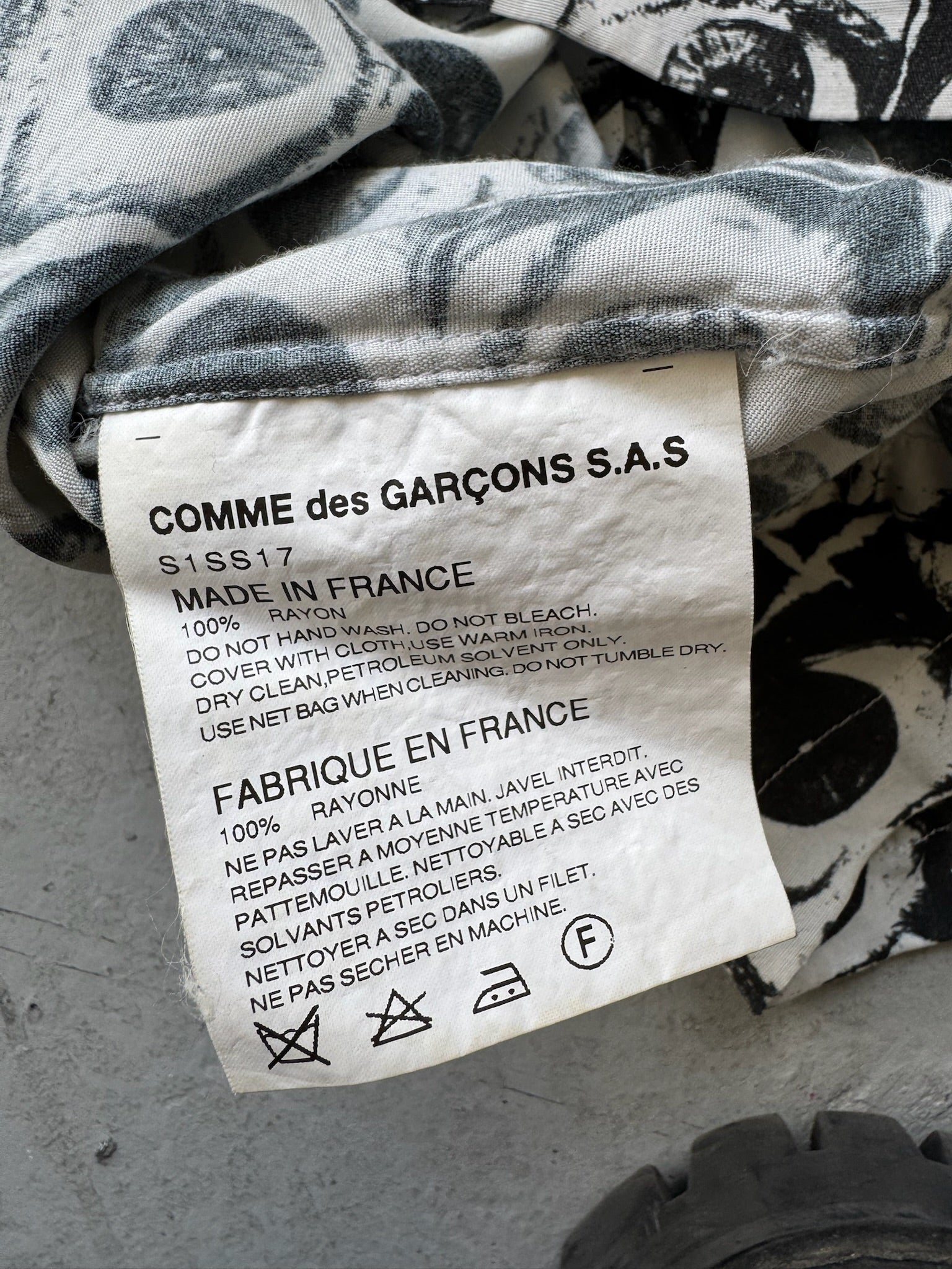 Comme Des Garcons Supreme Eyes Button Up (M) – marco sqrd