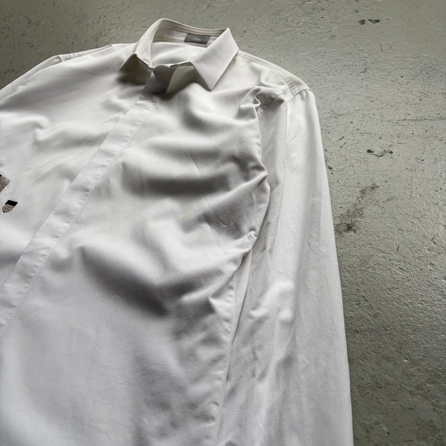 Dior Homme AW02 Reflection White Embroidered Crest Button Up (39)