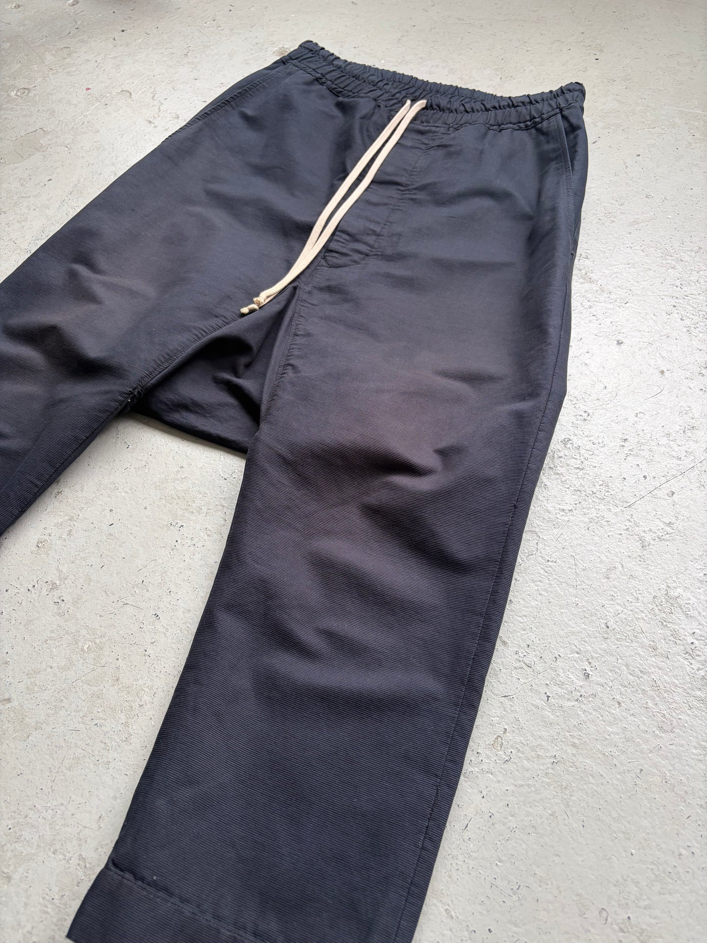 Rick Owens SS11 ANTHEM Black Drop Crotch Capris (XS)