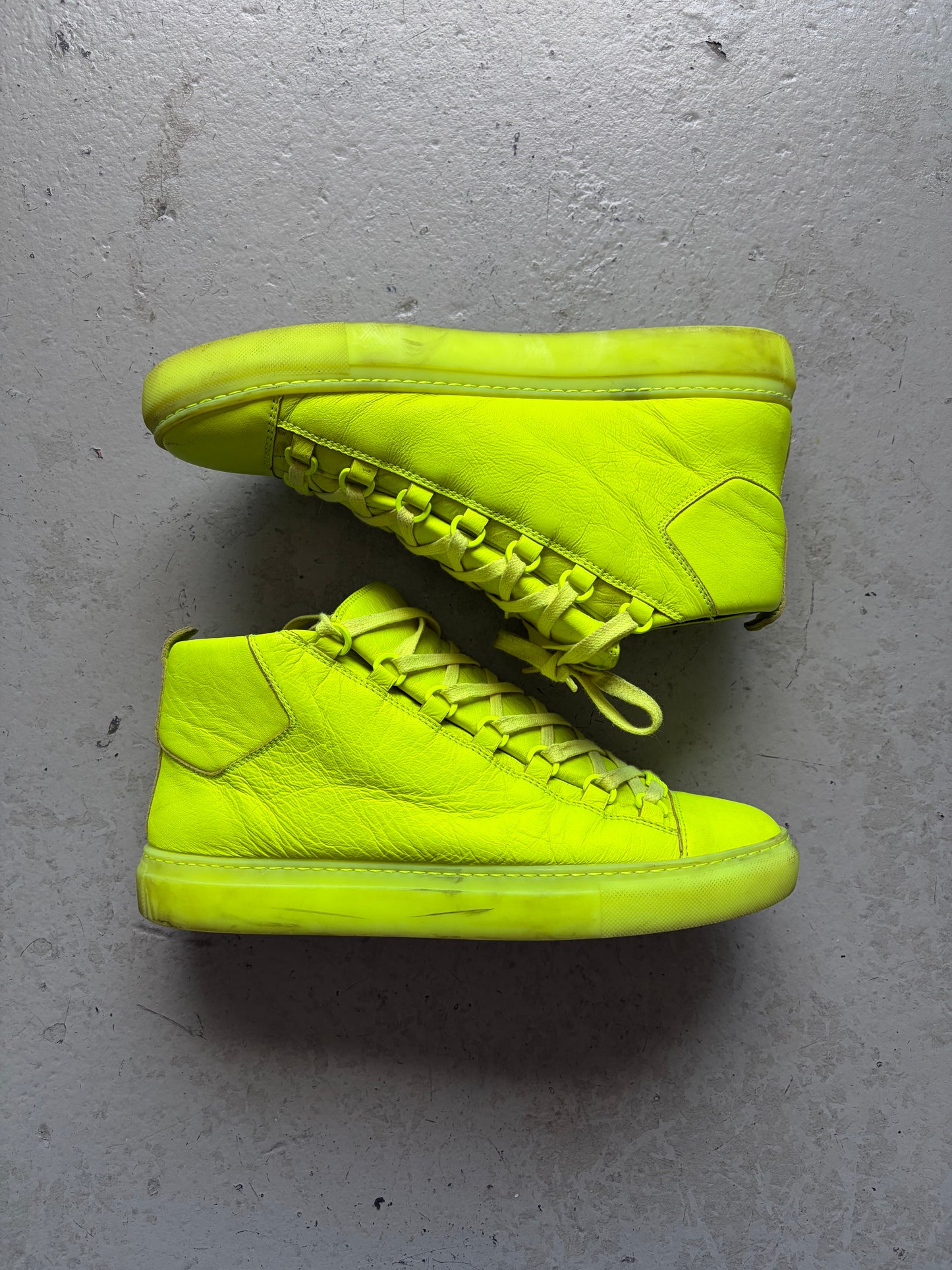 Balenciaga Neon Arenas (41)
