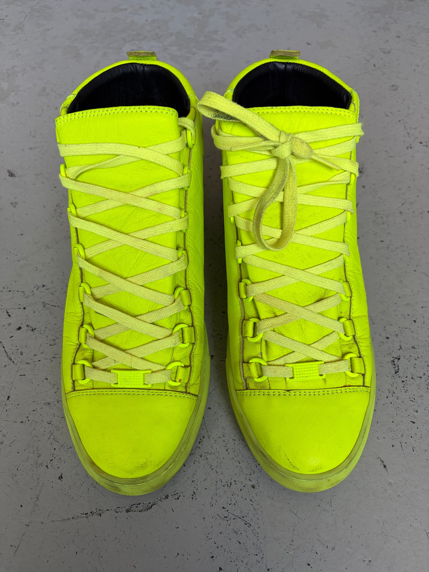 Balenciaga Neon Arenas (41)