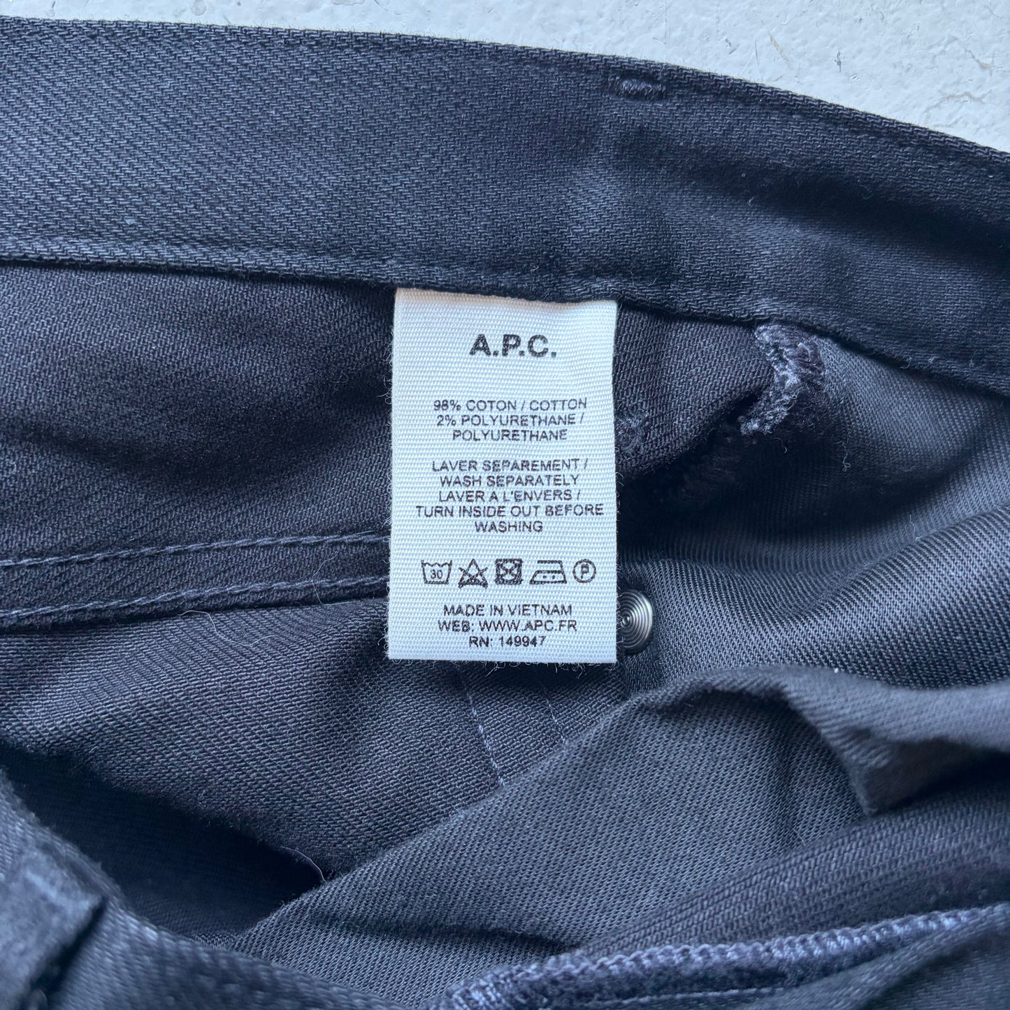 A.P.C. Black Denim (29)