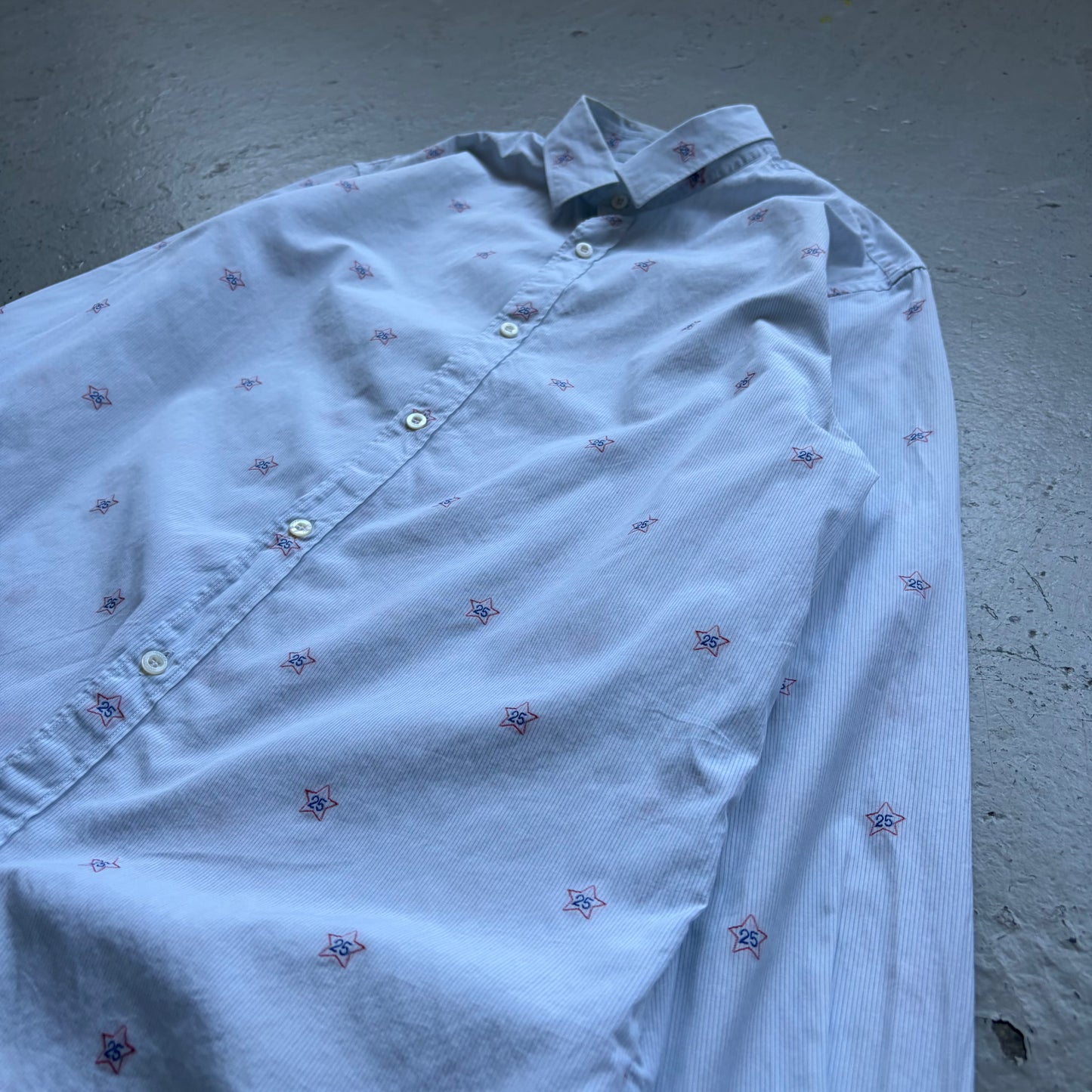 Gucci 2016 Star Embroidered Button Up (39/15.5)
