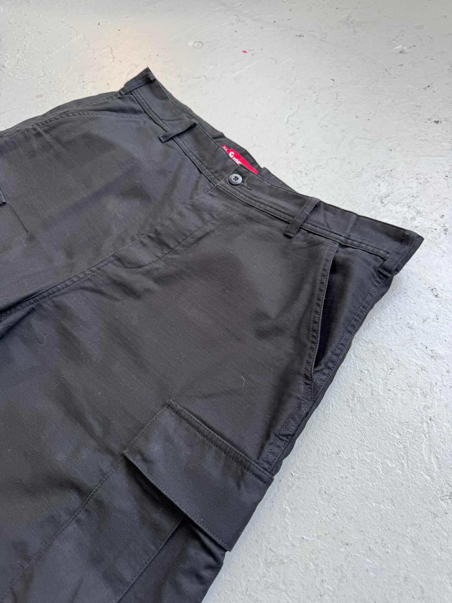 Supreme Cargo Shorts (36)