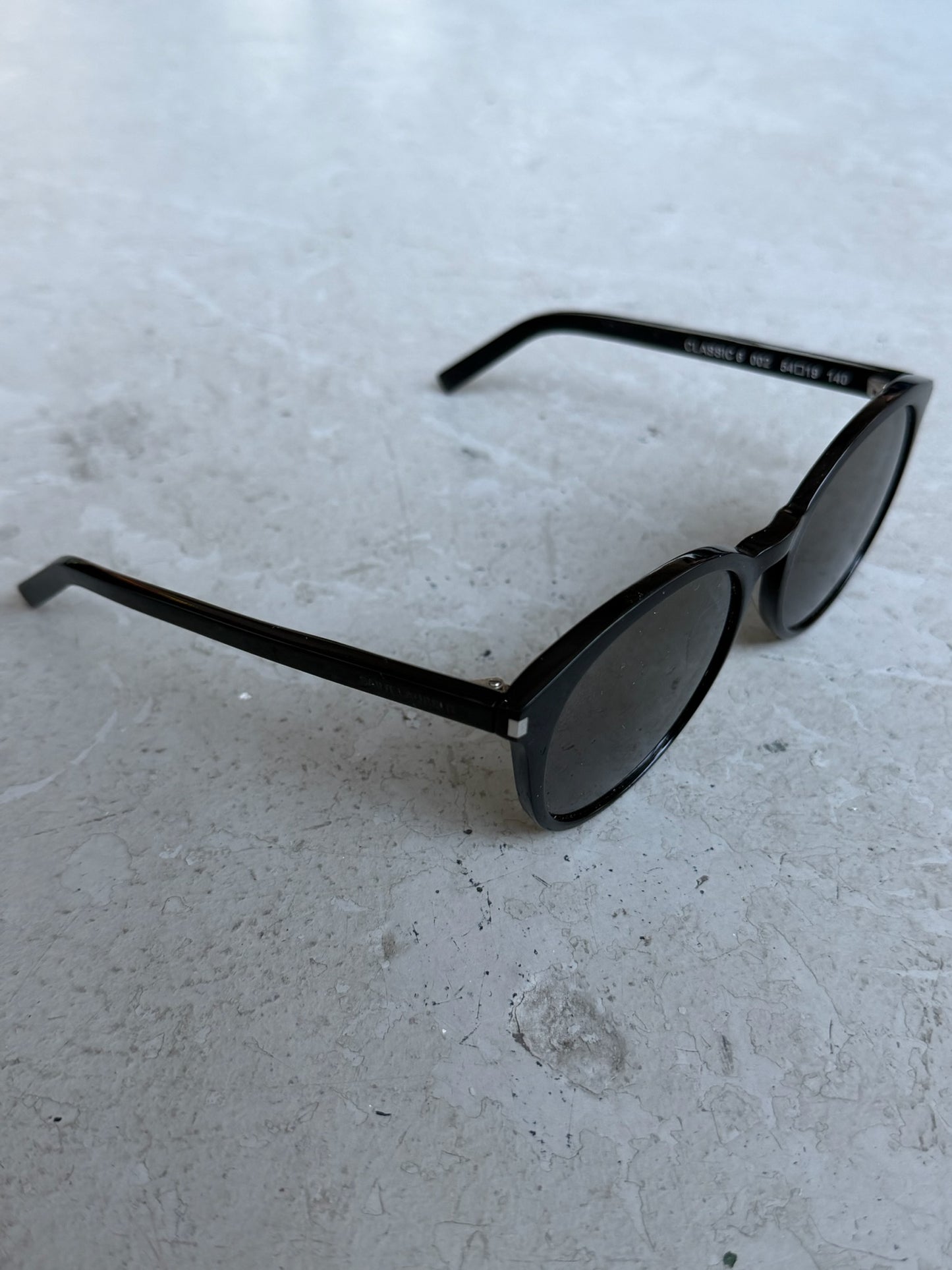 Saint Laurent Classic 6 Sunglasses (OS)