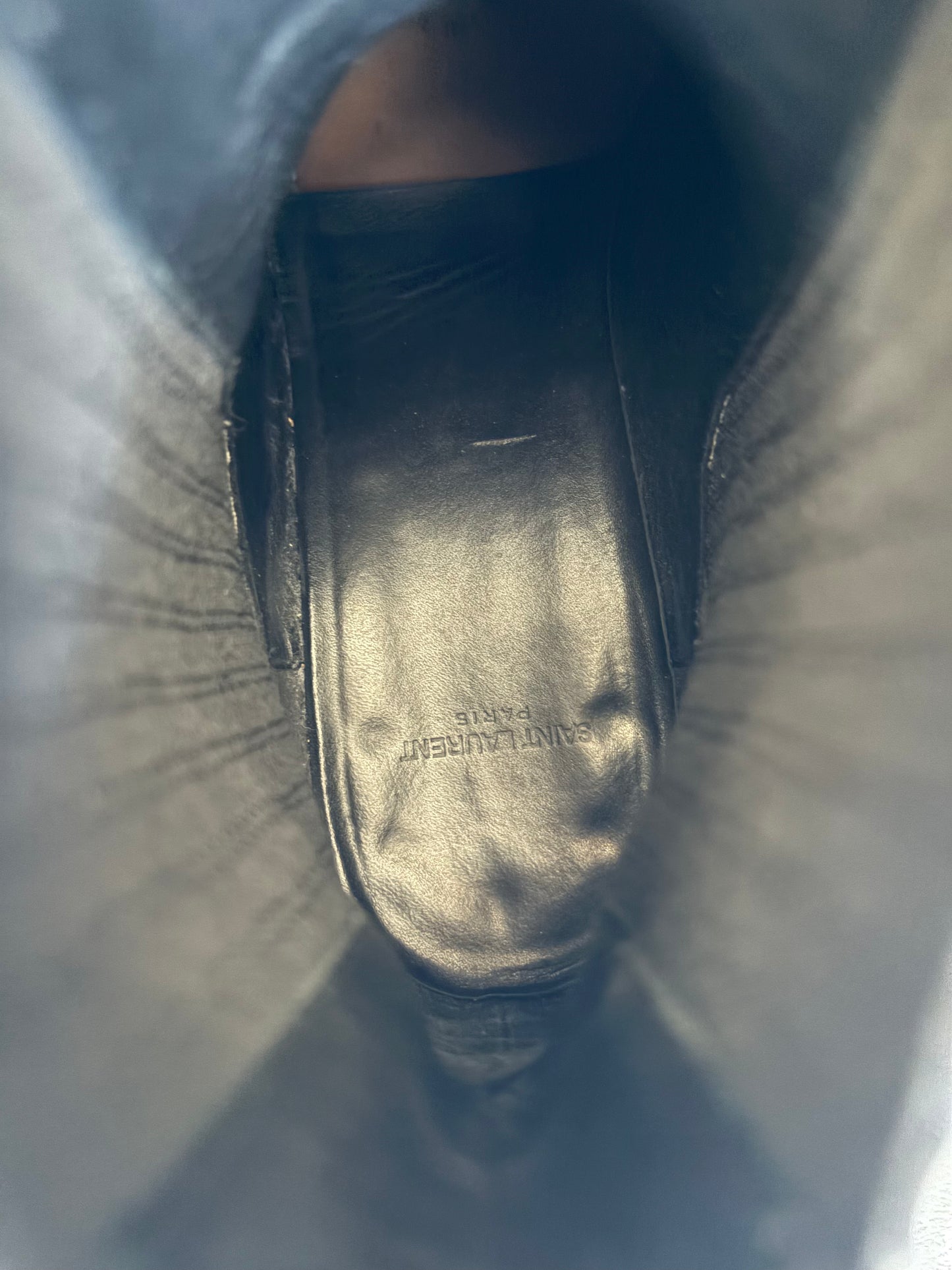 Saint Laurent Paris Dylan Suede Chelsea Boots (44)
