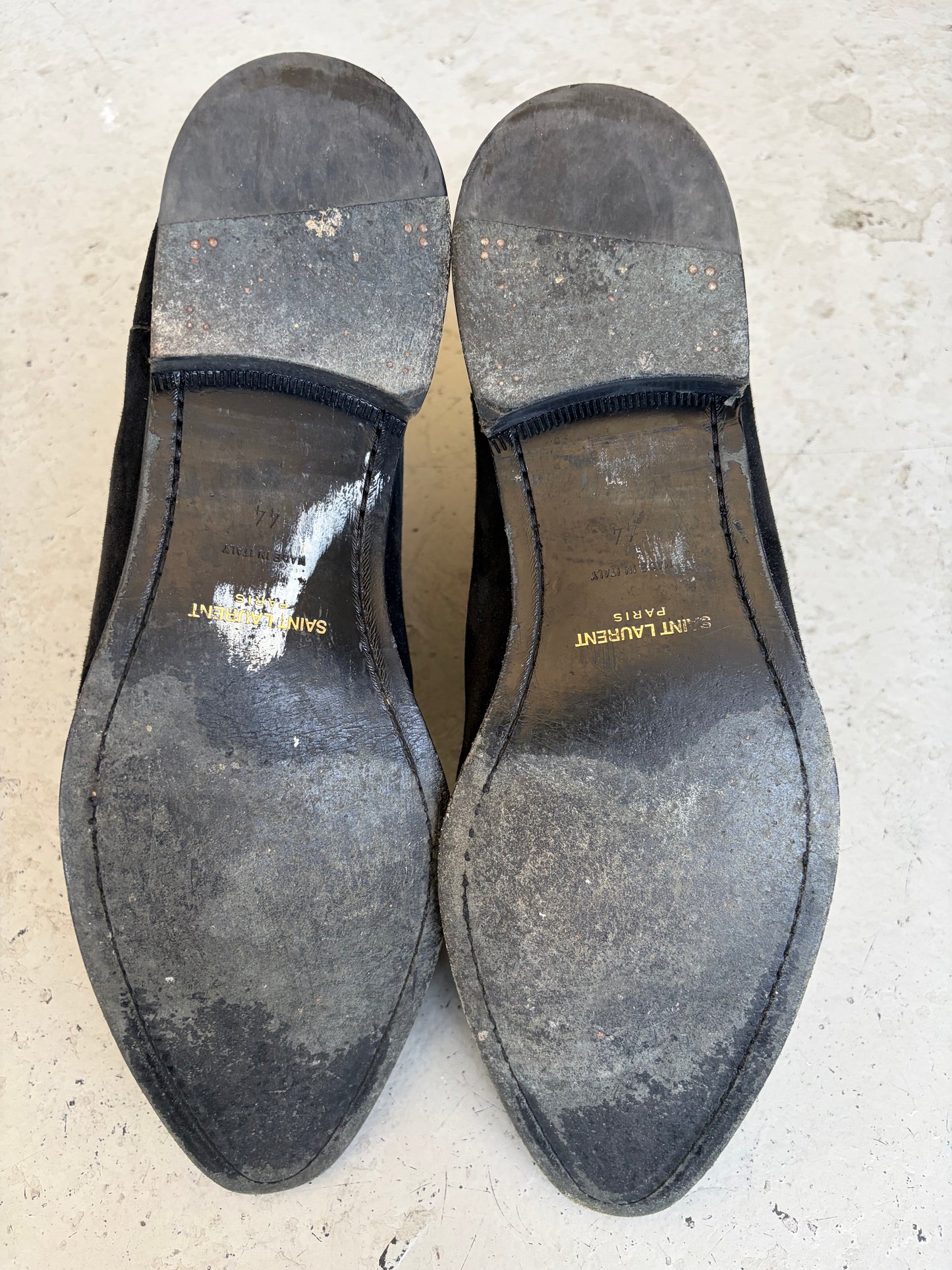 Saint Laurent Paris Dylan Suede Chelsea Boots (44)