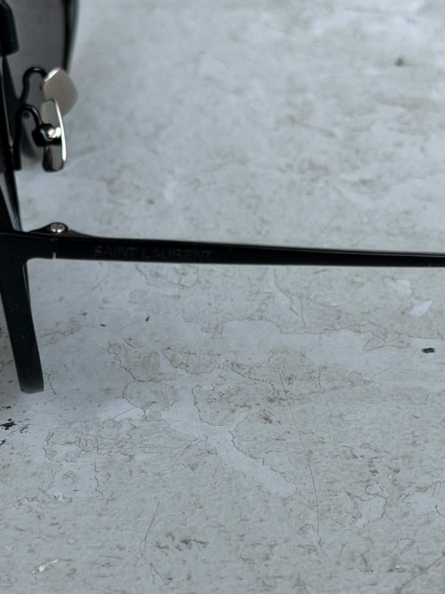 Saint Laurent 605 Luna Sunglasses (OS)