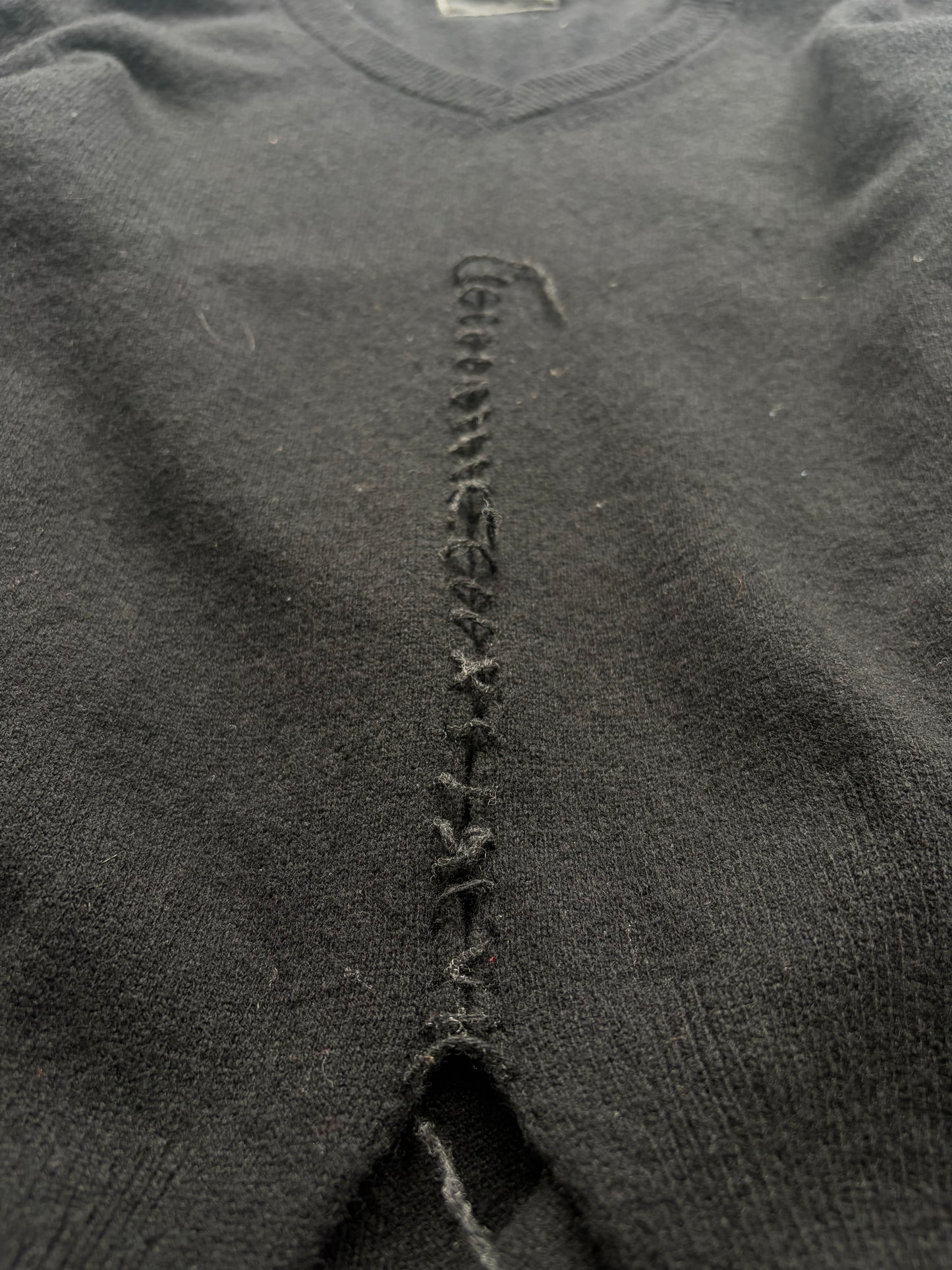 Number (N)ine Lace V-Neck Sweater (3)