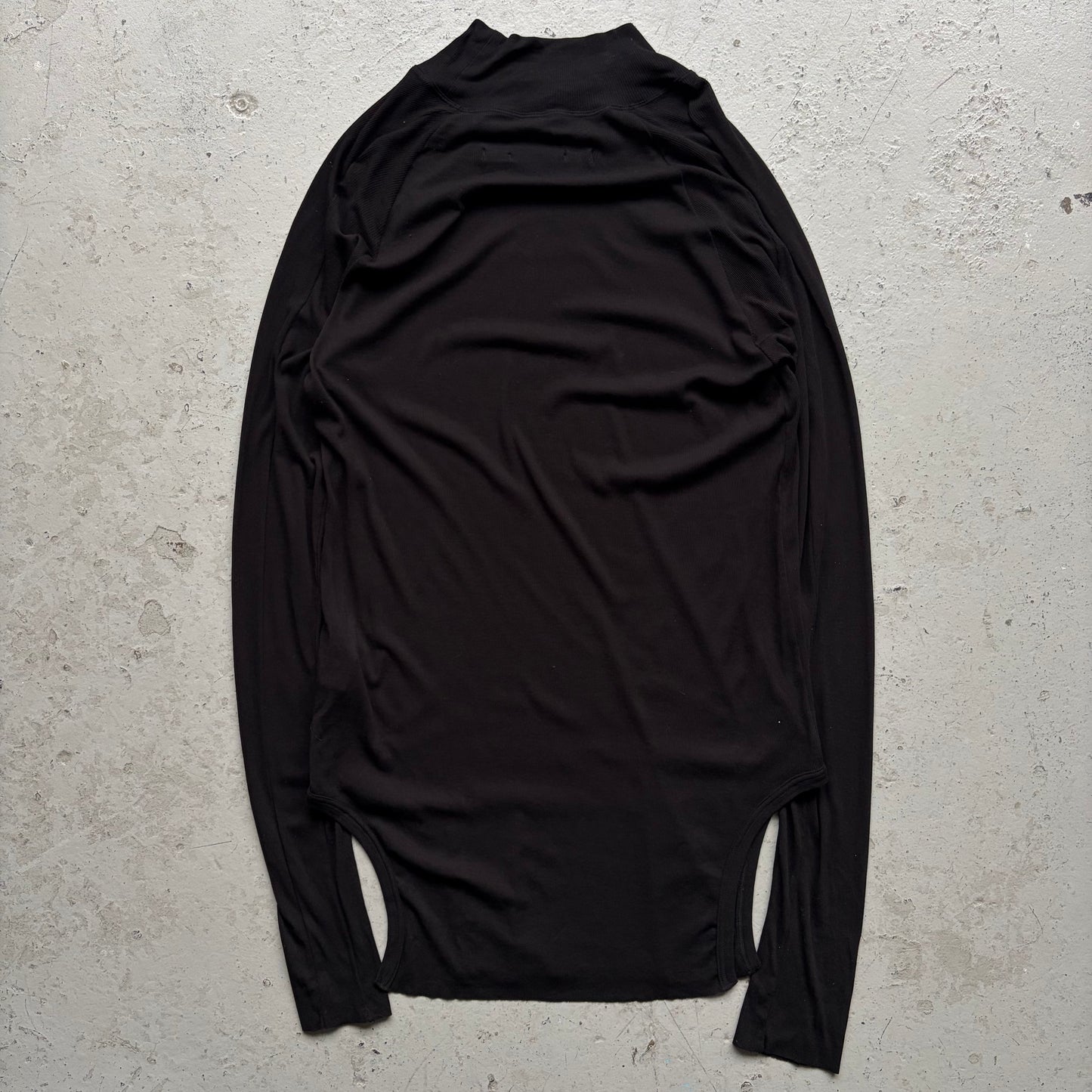 Julius SS24 Ribbed Black Long Sleeve (4)