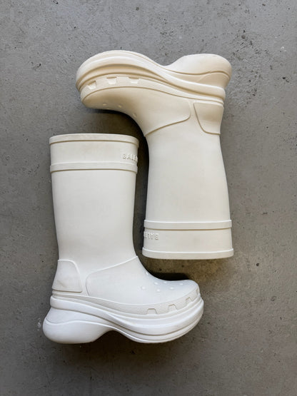 Balenciaga White Crocs (40)