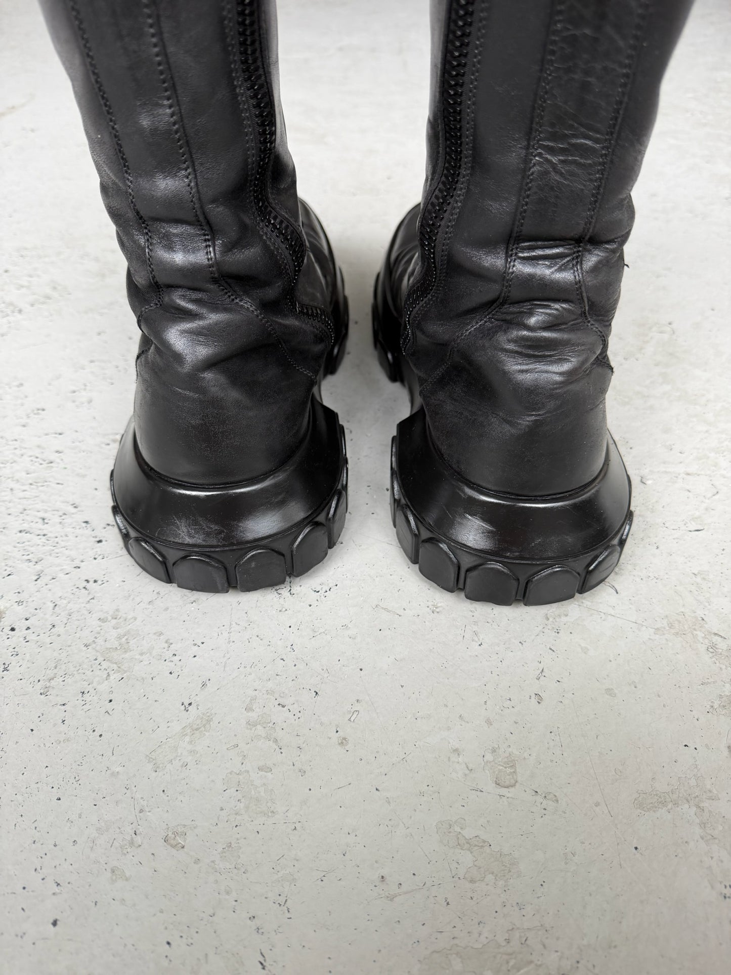 Rick Owens Black Tractor Lace Up Boots (44)