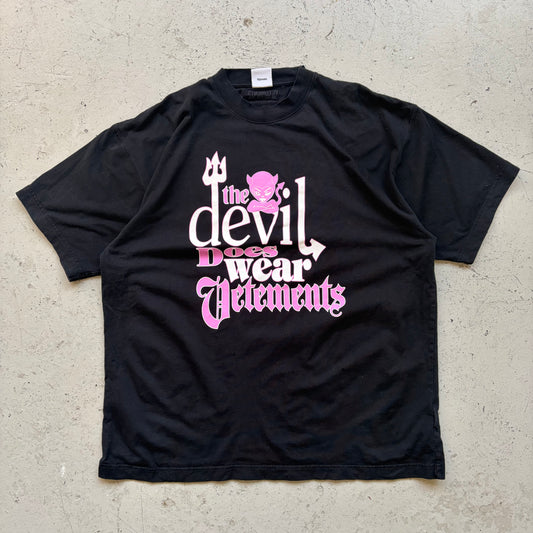 Vetements The Devil Does Wear Vetements (S)