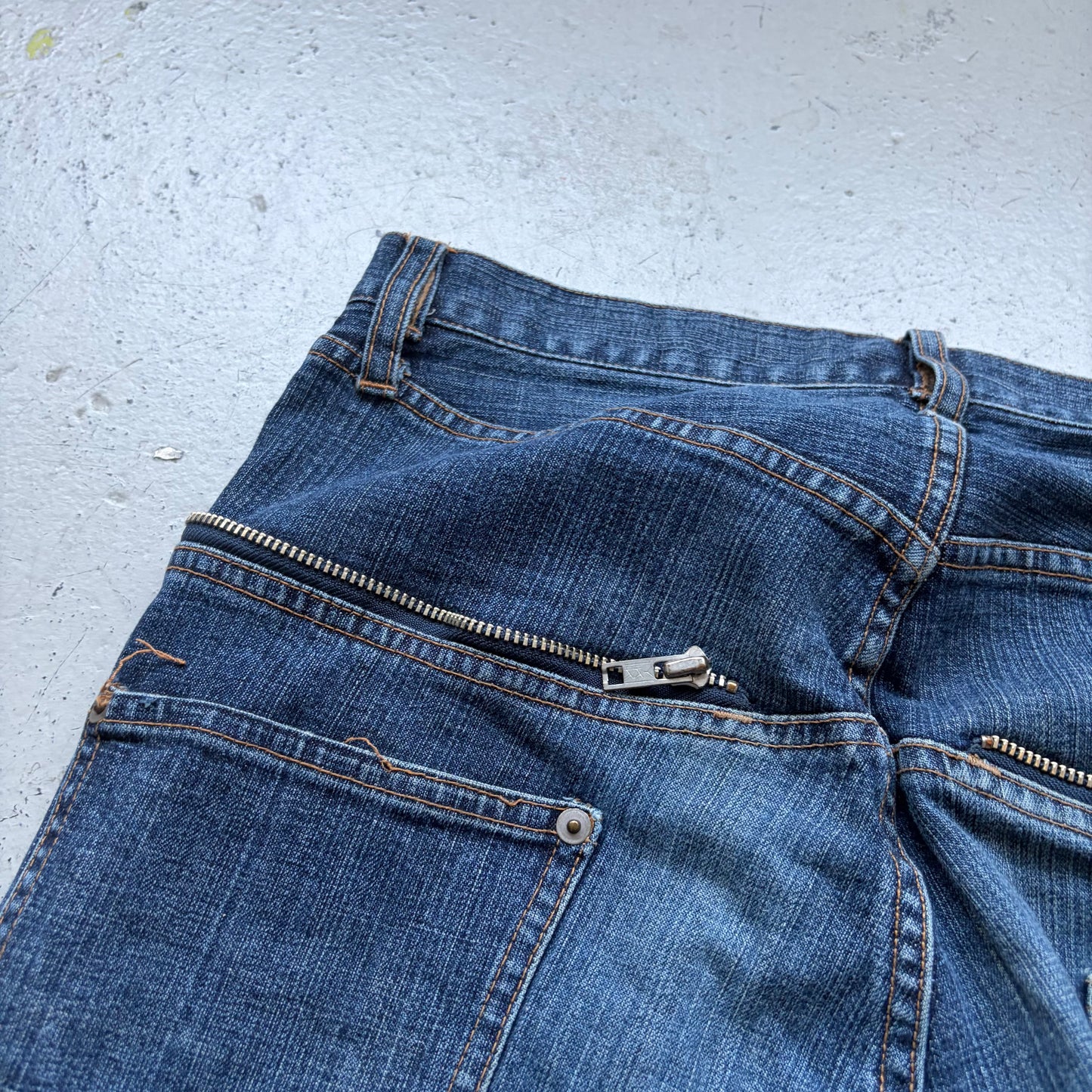 Cabane De Zucca Asymmetrical Button Denim (M)