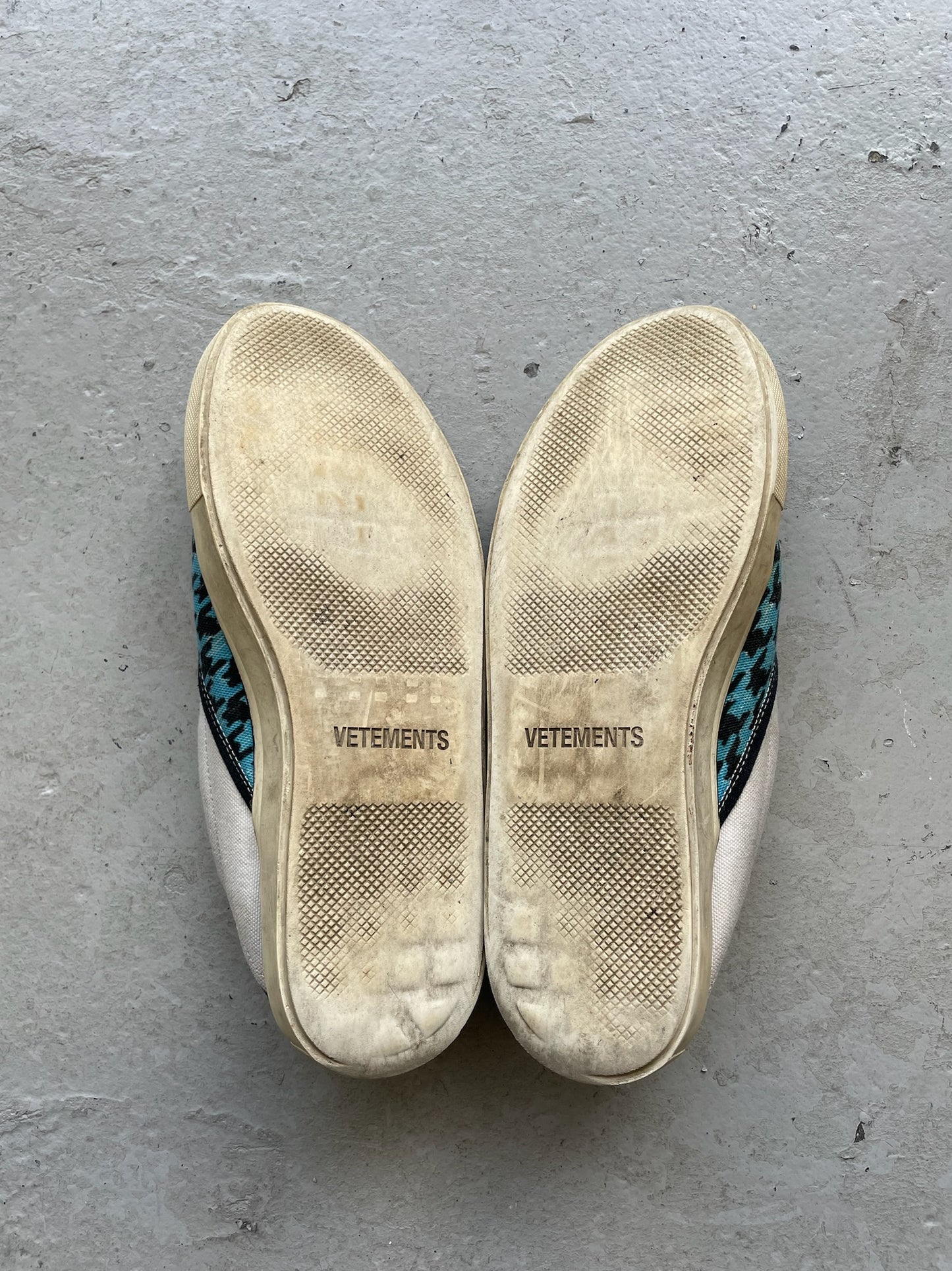 Vetements Checkered Slip Ons (40)