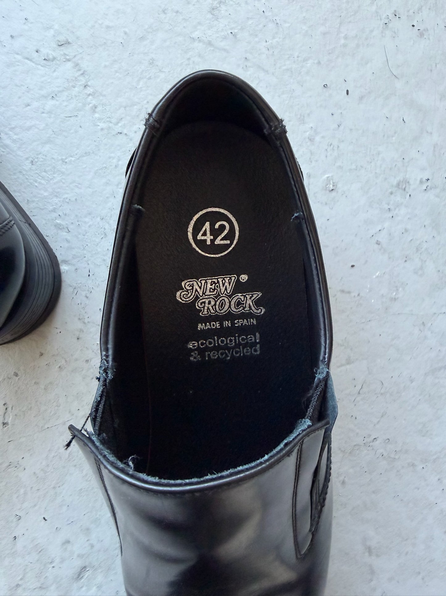 Vetements x New Rock Pointed Toe Derby (42)