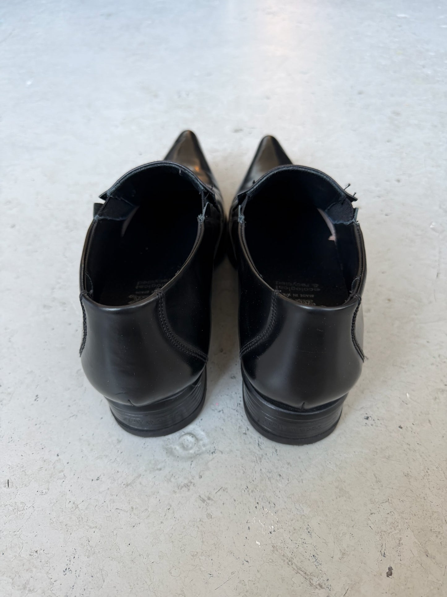 Vetements x New Rock Pointed Toe Derby (42)