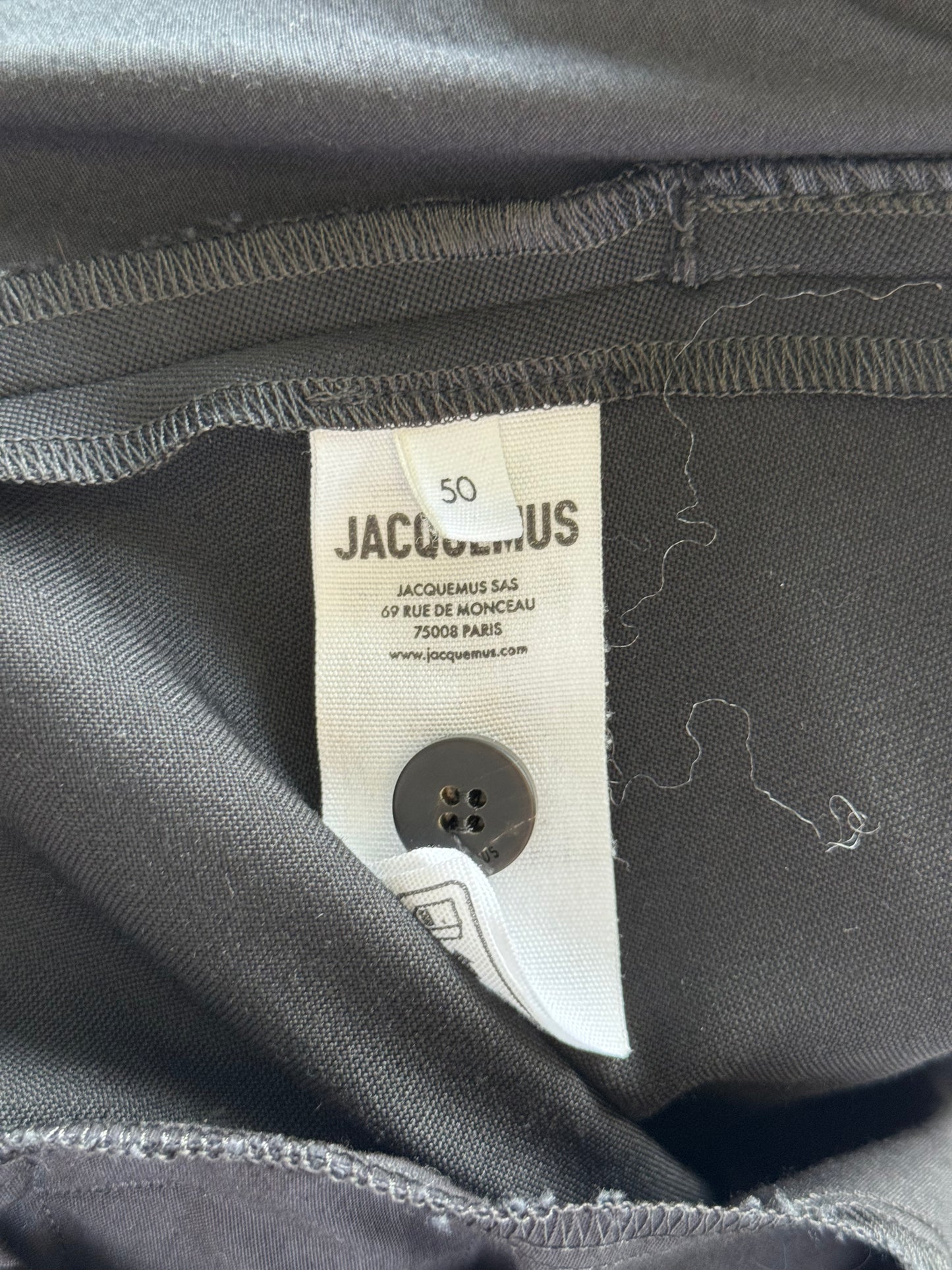 Jacquemus La Casa Pleated Shorts (50)