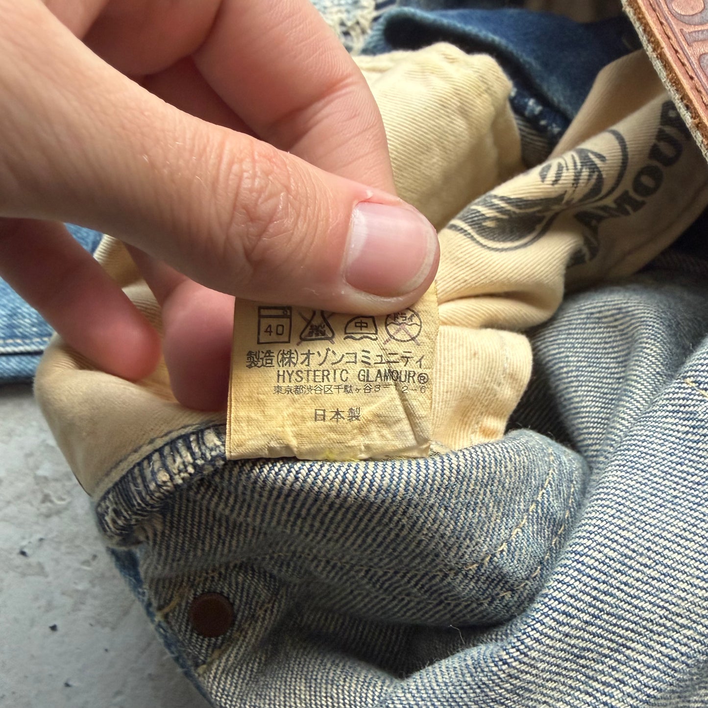 Hysteric Glamous Studded Distressed Light Wash Denim (30)