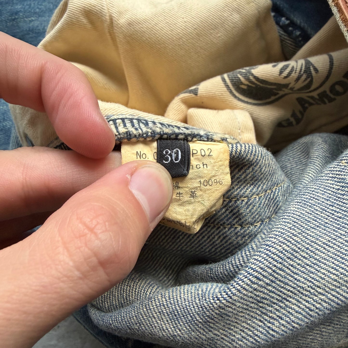 Hysteric Glamous Studded Distressed Light Wash Denim (30)
