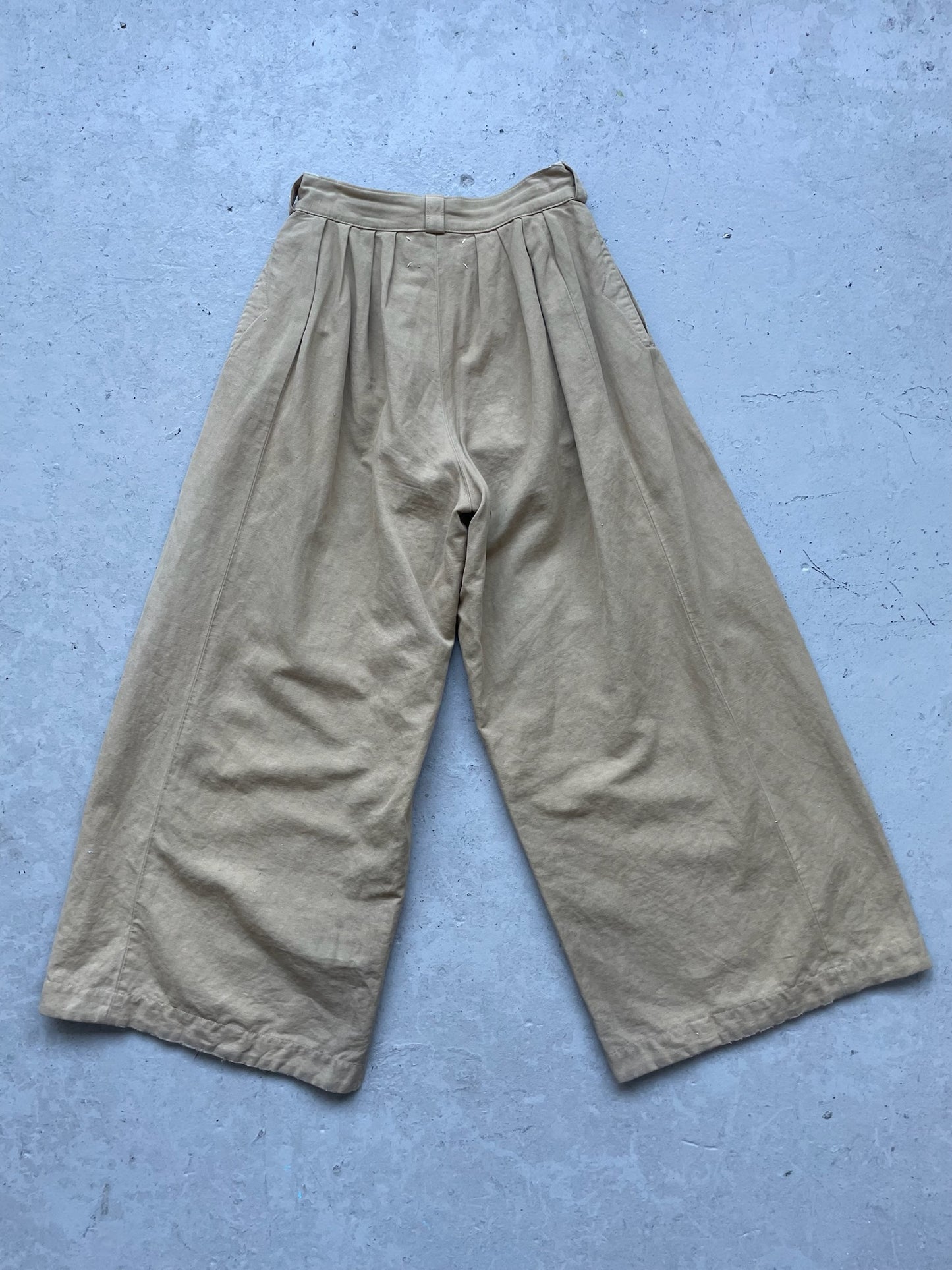 Maison Margiela Wide Leg Pleated Trousers (36)