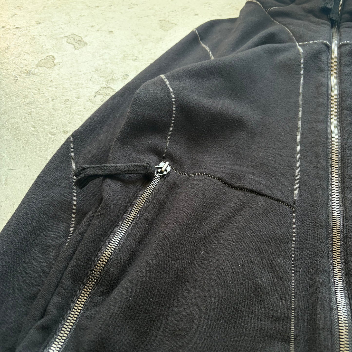 D. Hygen Black Zip Up Hoodie (1)