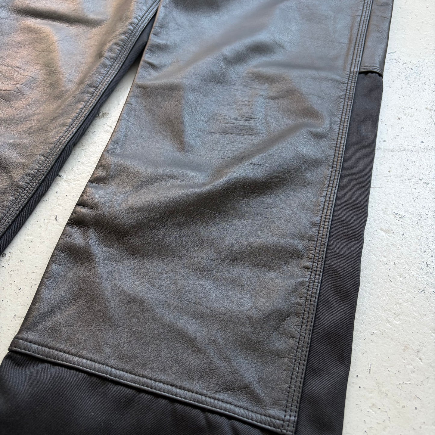 Vuja De Black Double Knee Leather Carpenter Pants  (M)