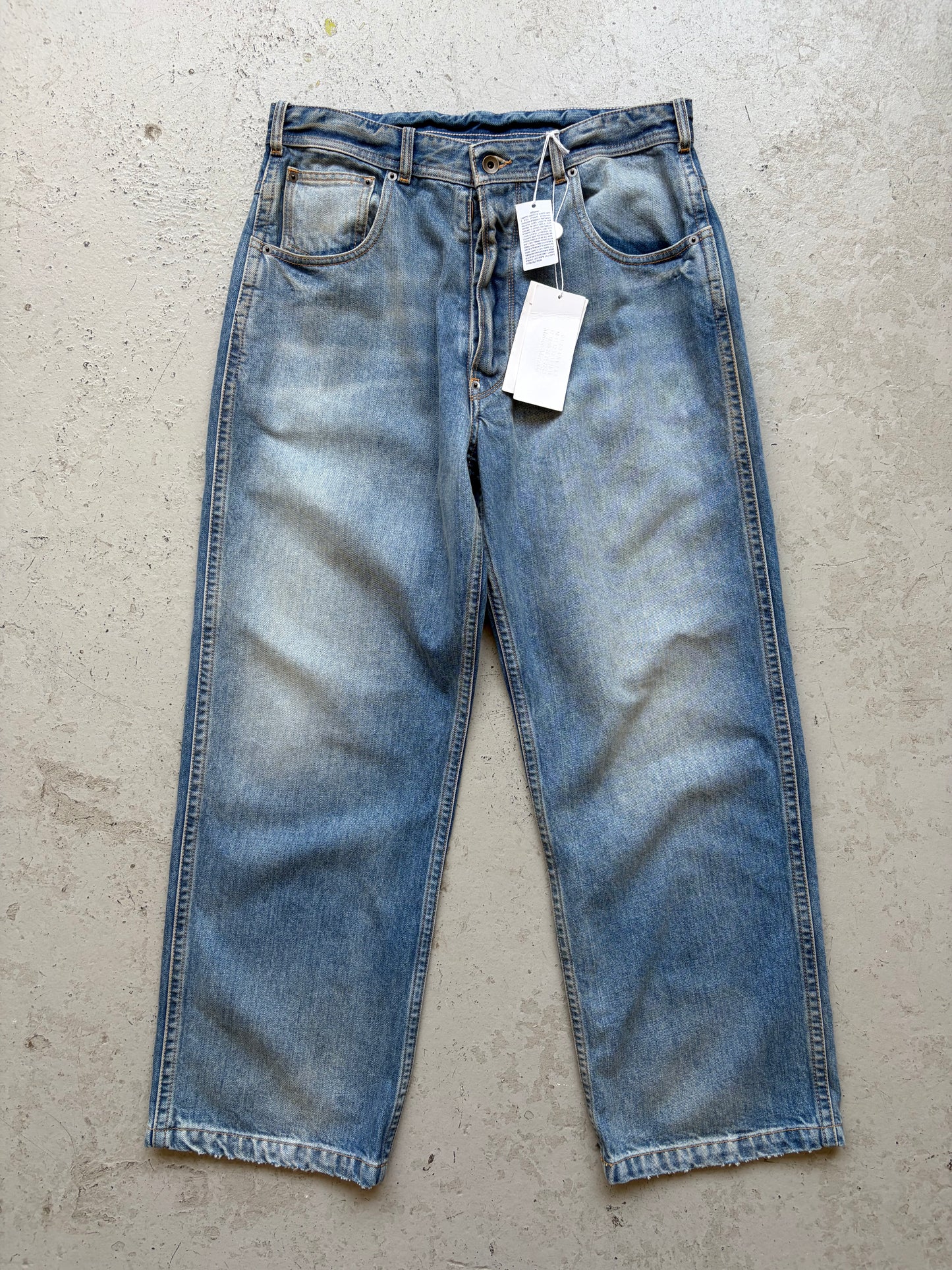 Maison Margiela SS26 Light Wash Buckle Jeans (32)