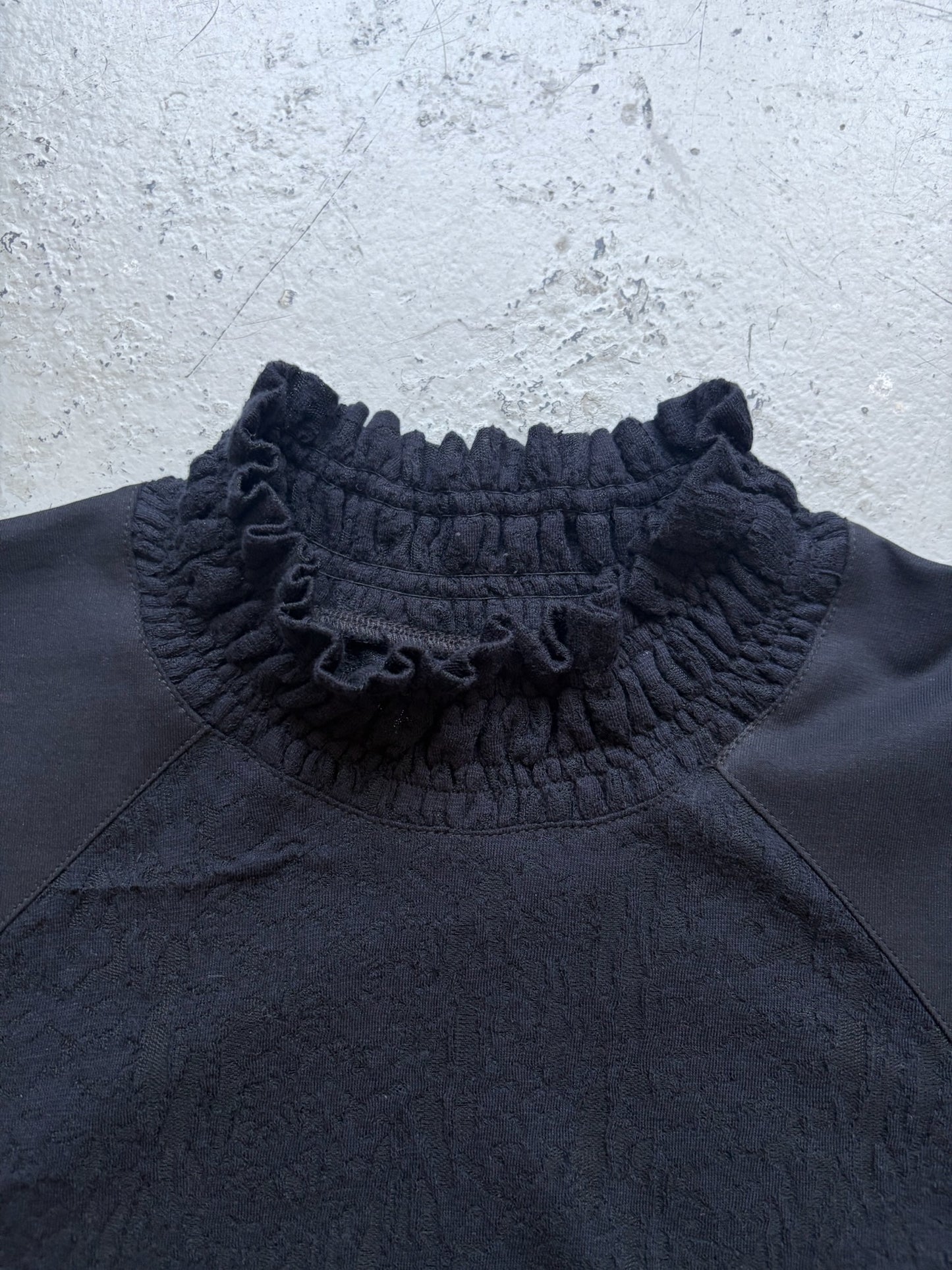 AA Spectrum Ruffle Colar Short Sleeve Shirt (M)