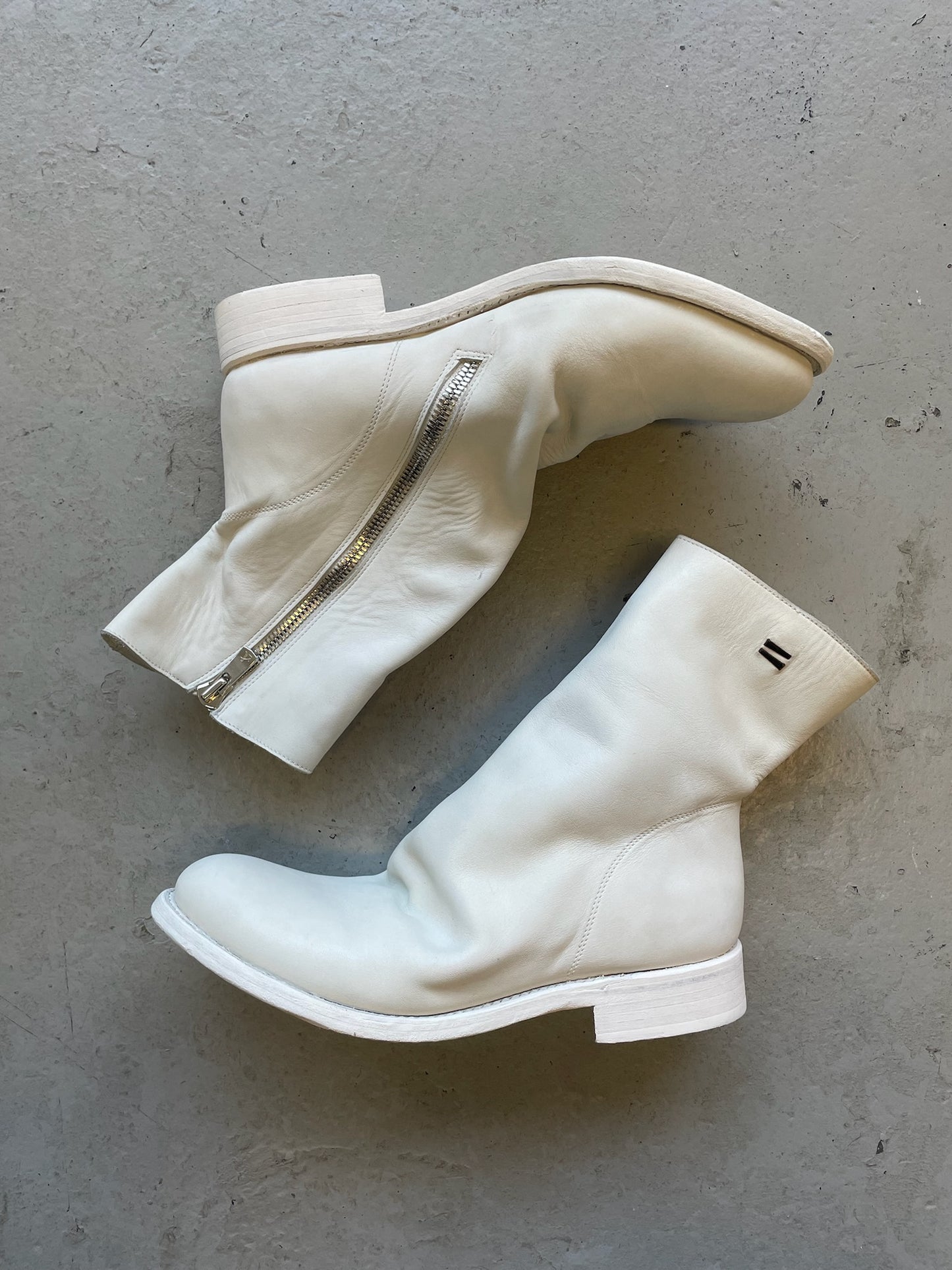The Last Conspiracy White Tristan Boots (43)