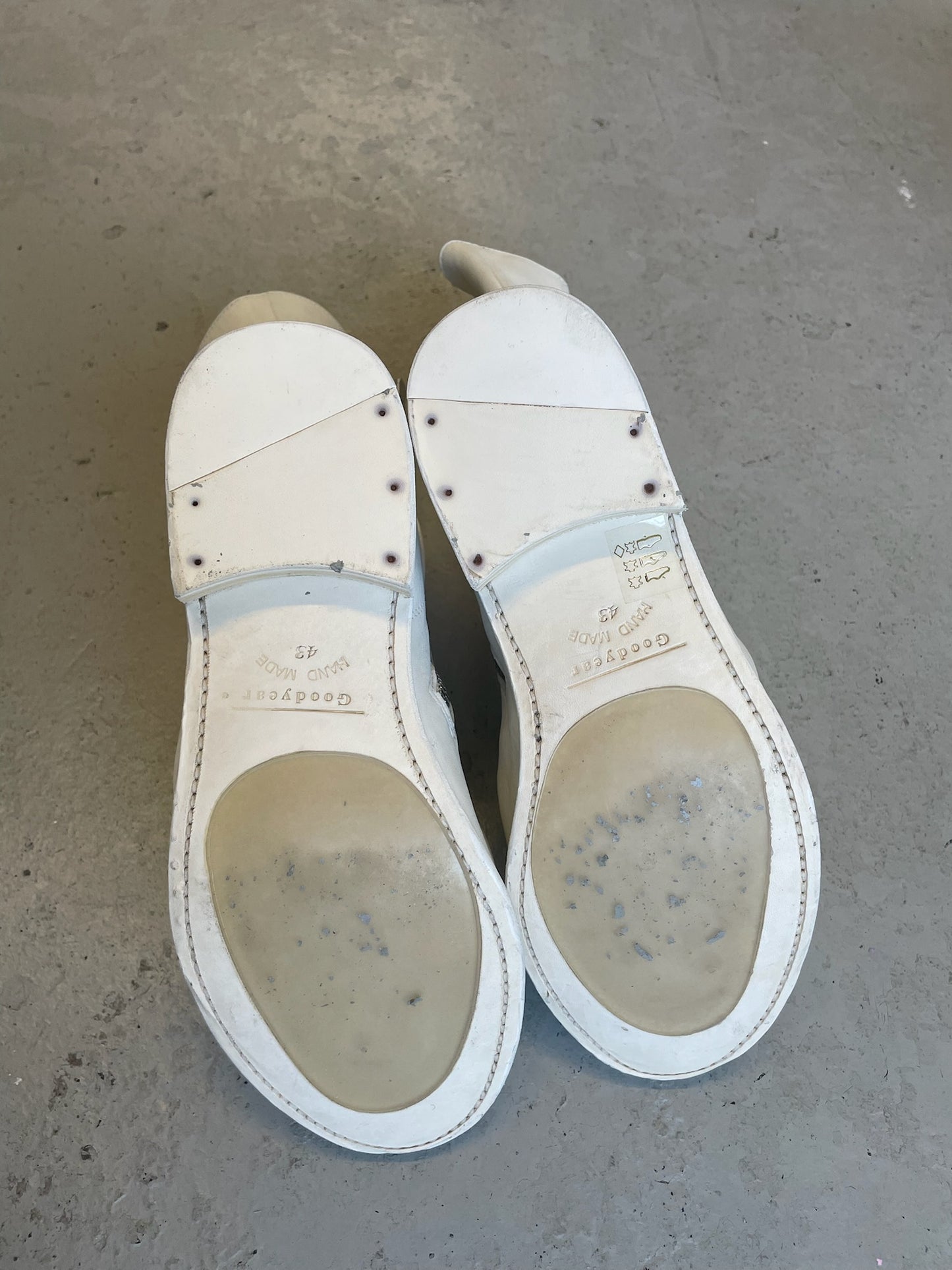 The Last Conspiracy White Tristan Boots (43)